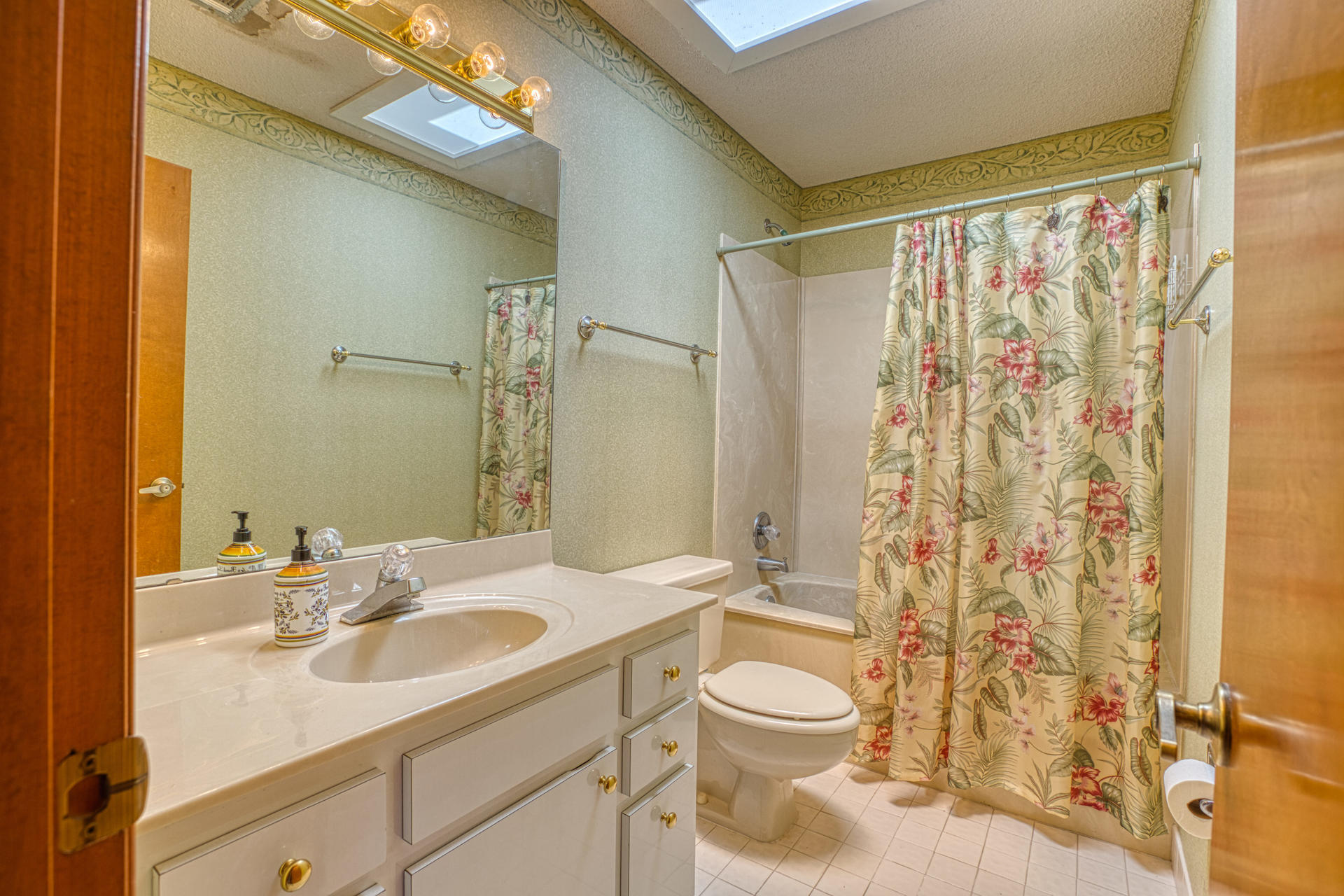 GLENEAGLES GREEN BLUEWATER BAY - Residential