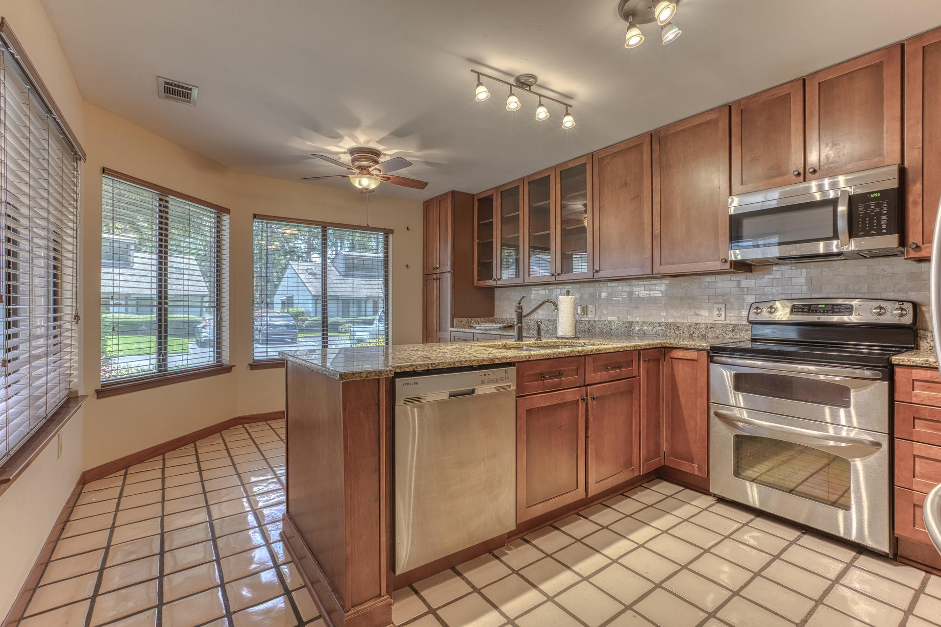 GLENEAGLES GREEN BLUEWATER BAY - Residential