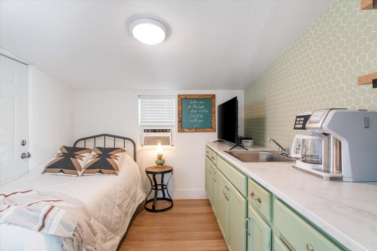 NONESUCH WAY - Residential