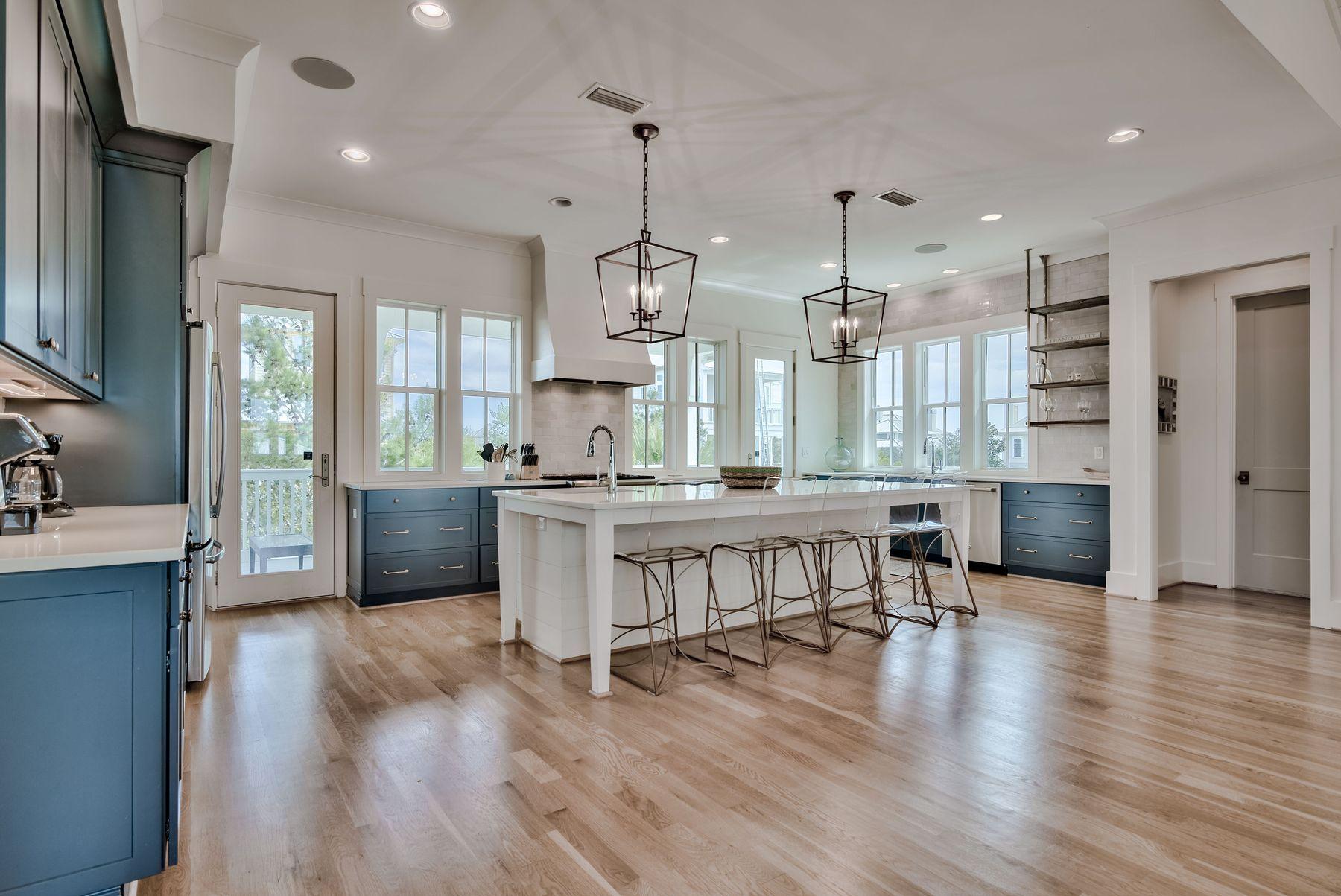 OLD FLORIDA BEACH - Residential