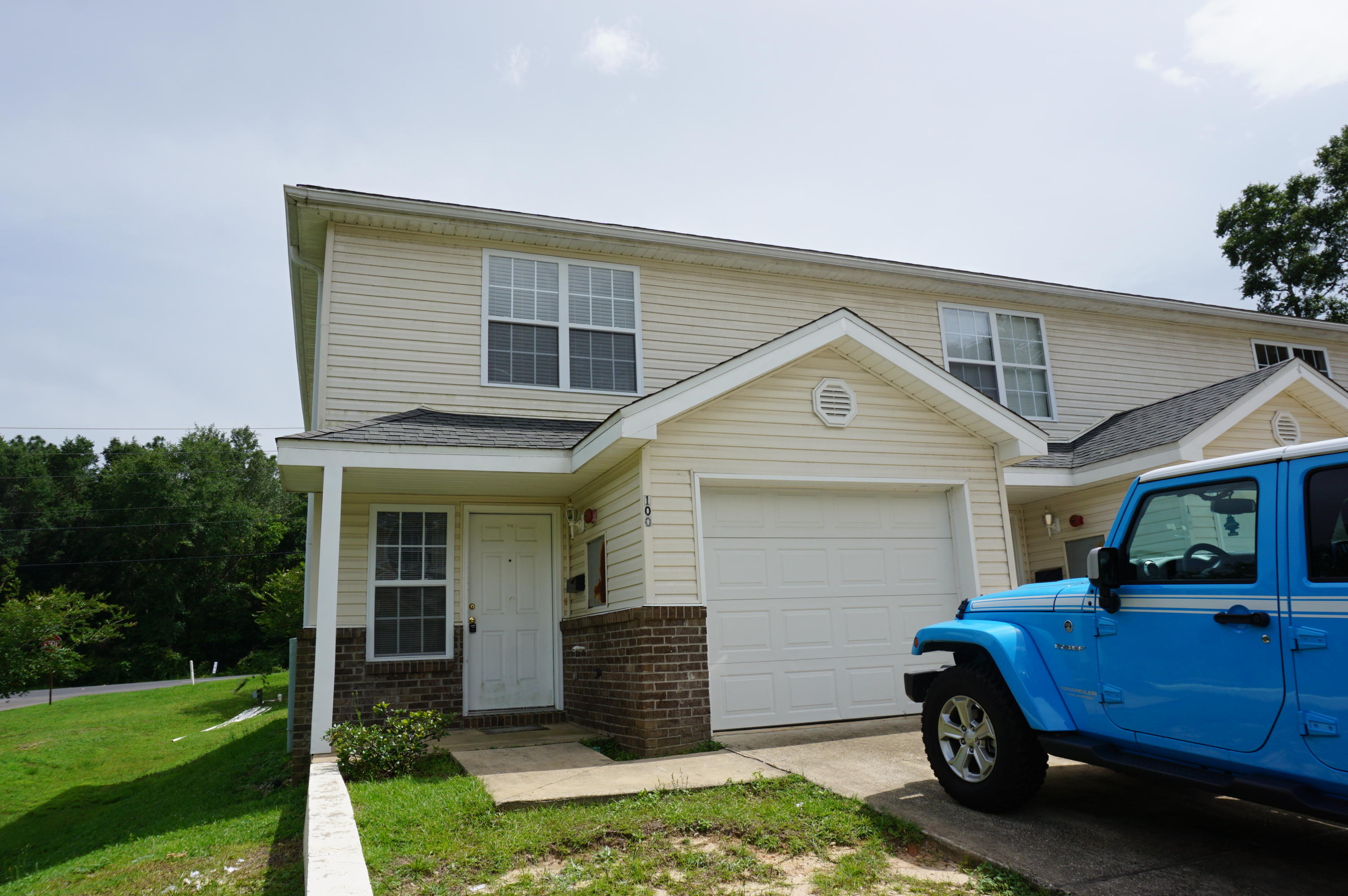Available NOW...Move In Ready..Easy commute and easy access to bases, beaches, and shopping. Spacious 2 bedroom 2.5 bath town home with 2 master suites. Large kitchen and living room on the first floor. 1/2 bath for guests on 1st floor. End unit includes a 1 car garage and back patio for outdoor activities. Ceramic tile downstairs and both bedrooms upstairs. No inside smoking. Pets may be allowed with a $400 non-refundable pet fee.