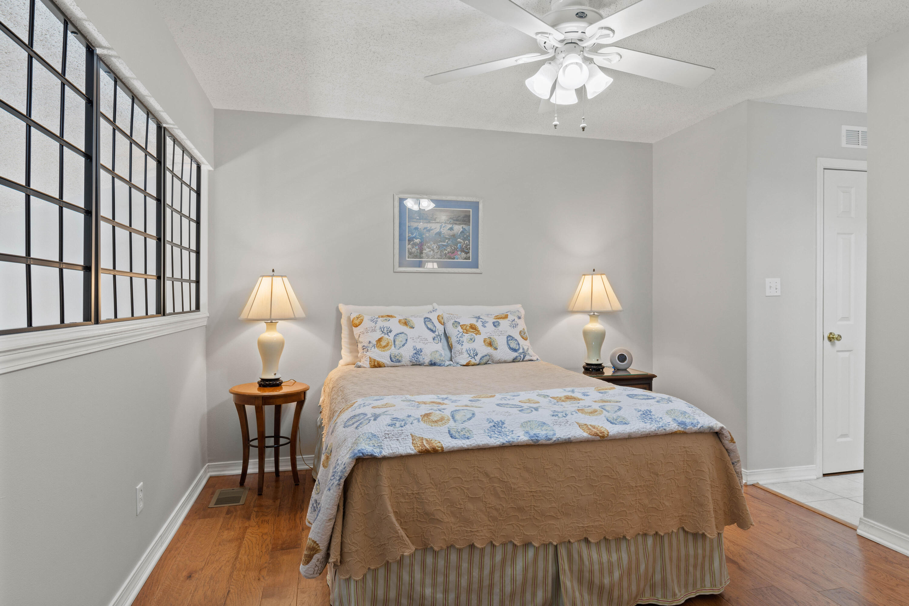 MARAVILLA CONDO 2 - Residential