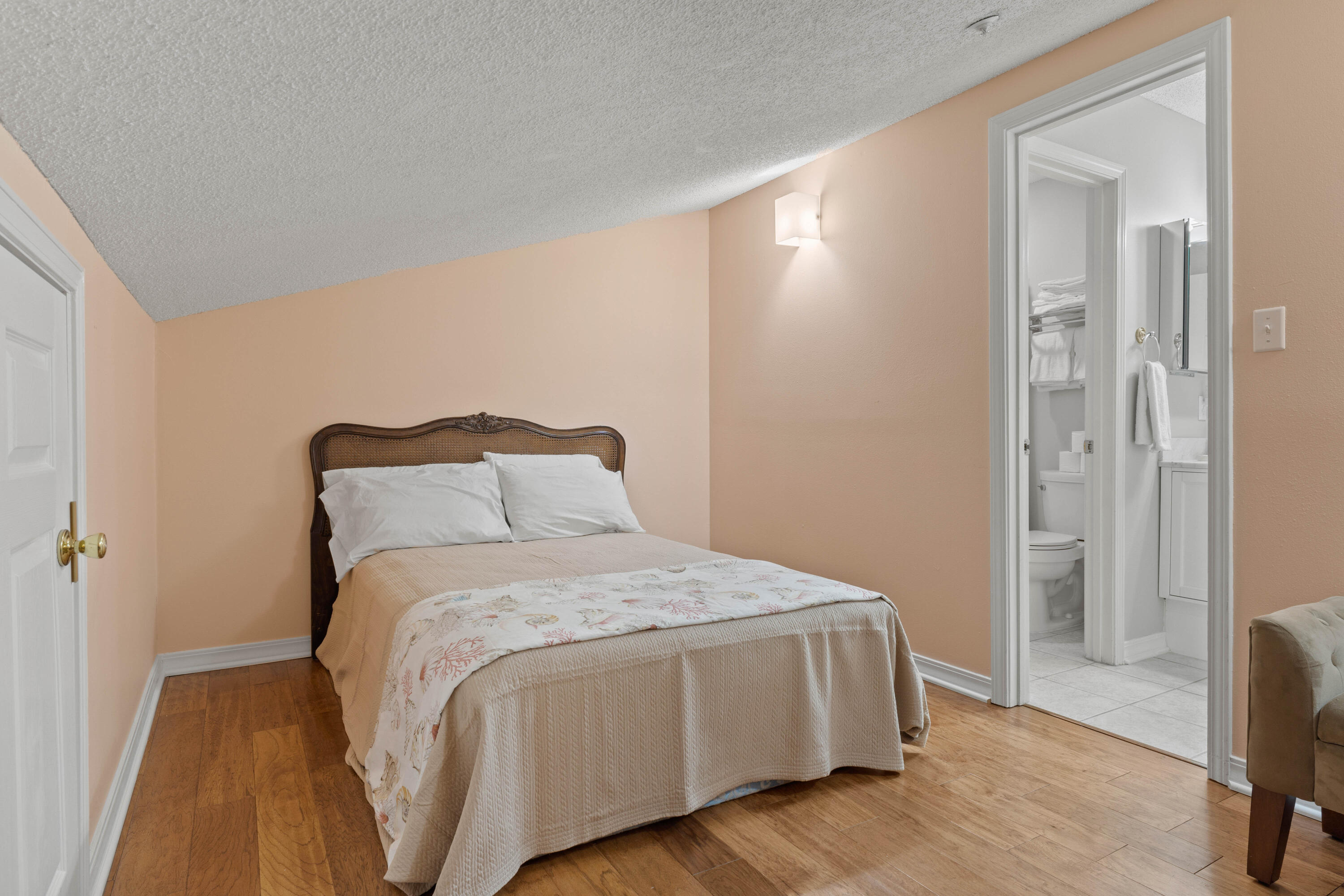 MARAVILLA CONDO 2 - Residential