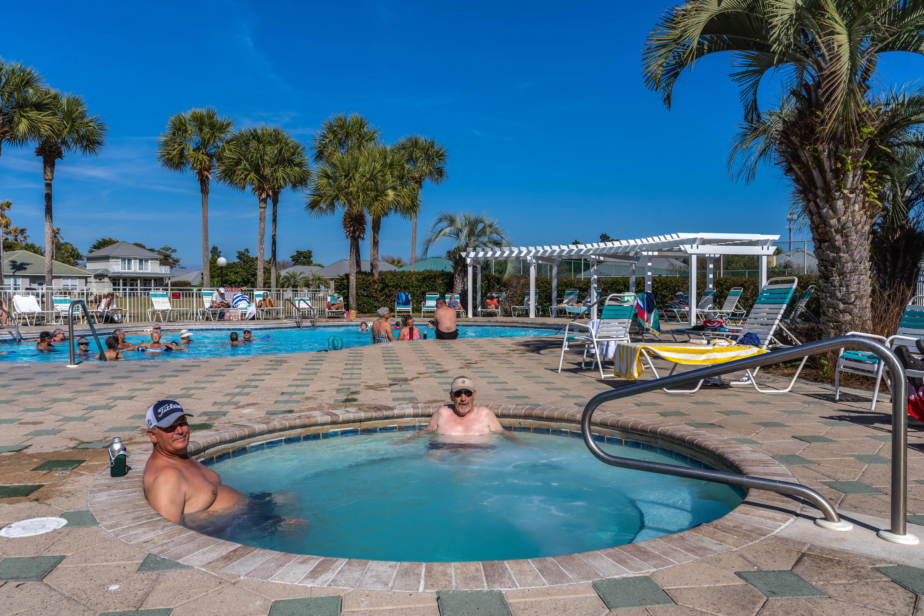 MARAVILLA CONDO 2 - Residential