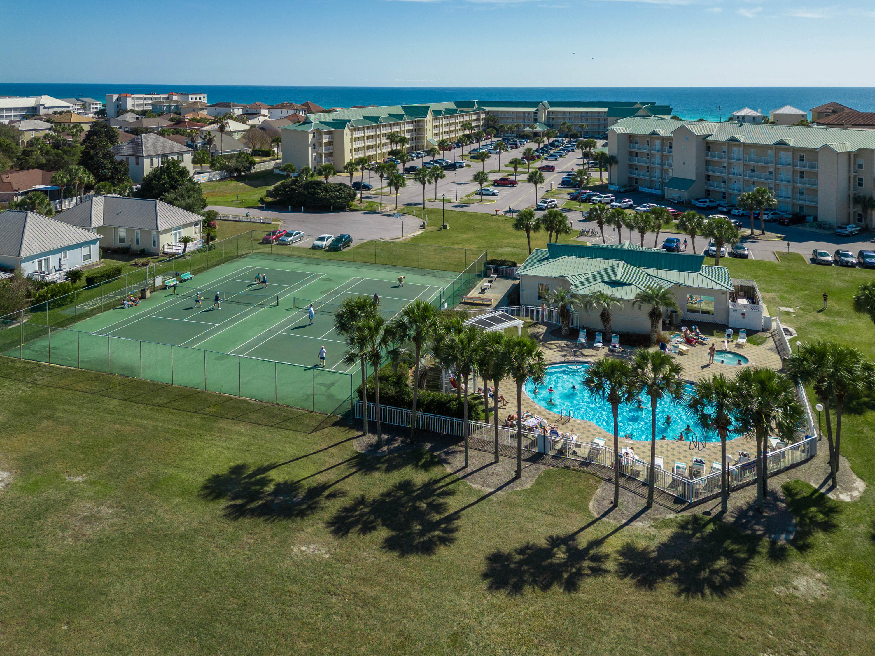 MARAVILLA CONDO 2 - Residential