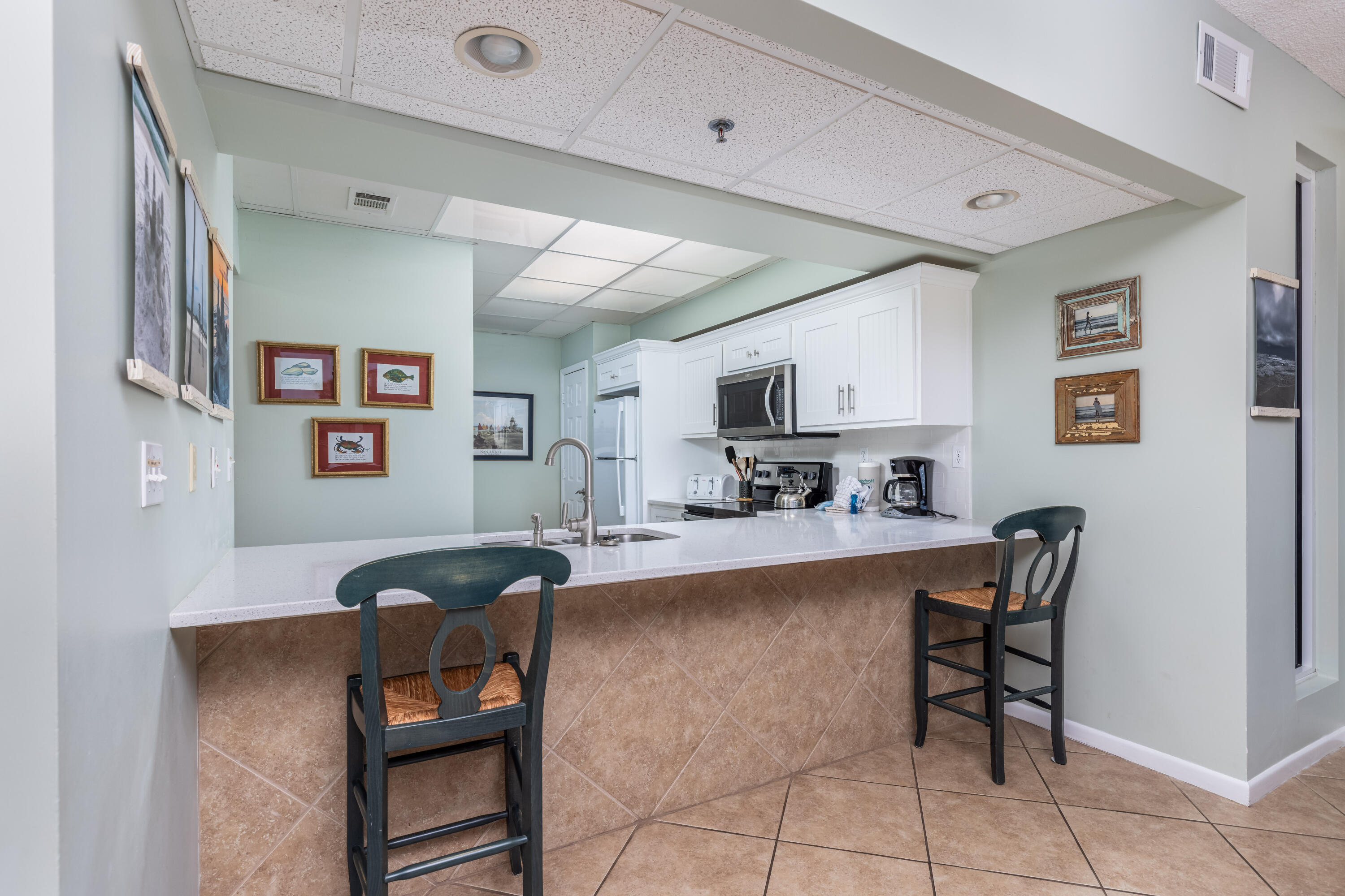 HIGH POINTE RESORT CONDO - Residential