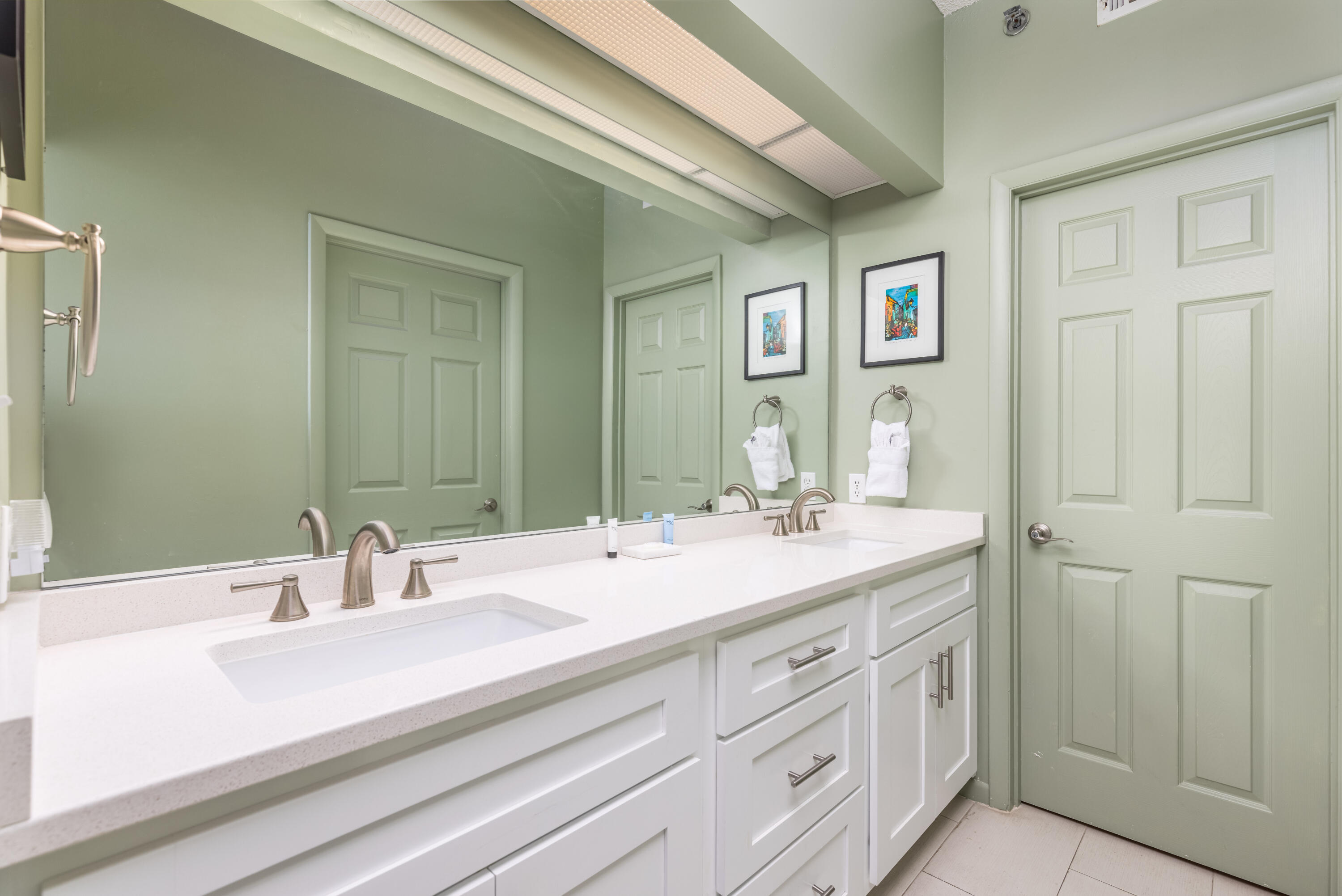 HIGH POINTE RESORT CONDO - Residential