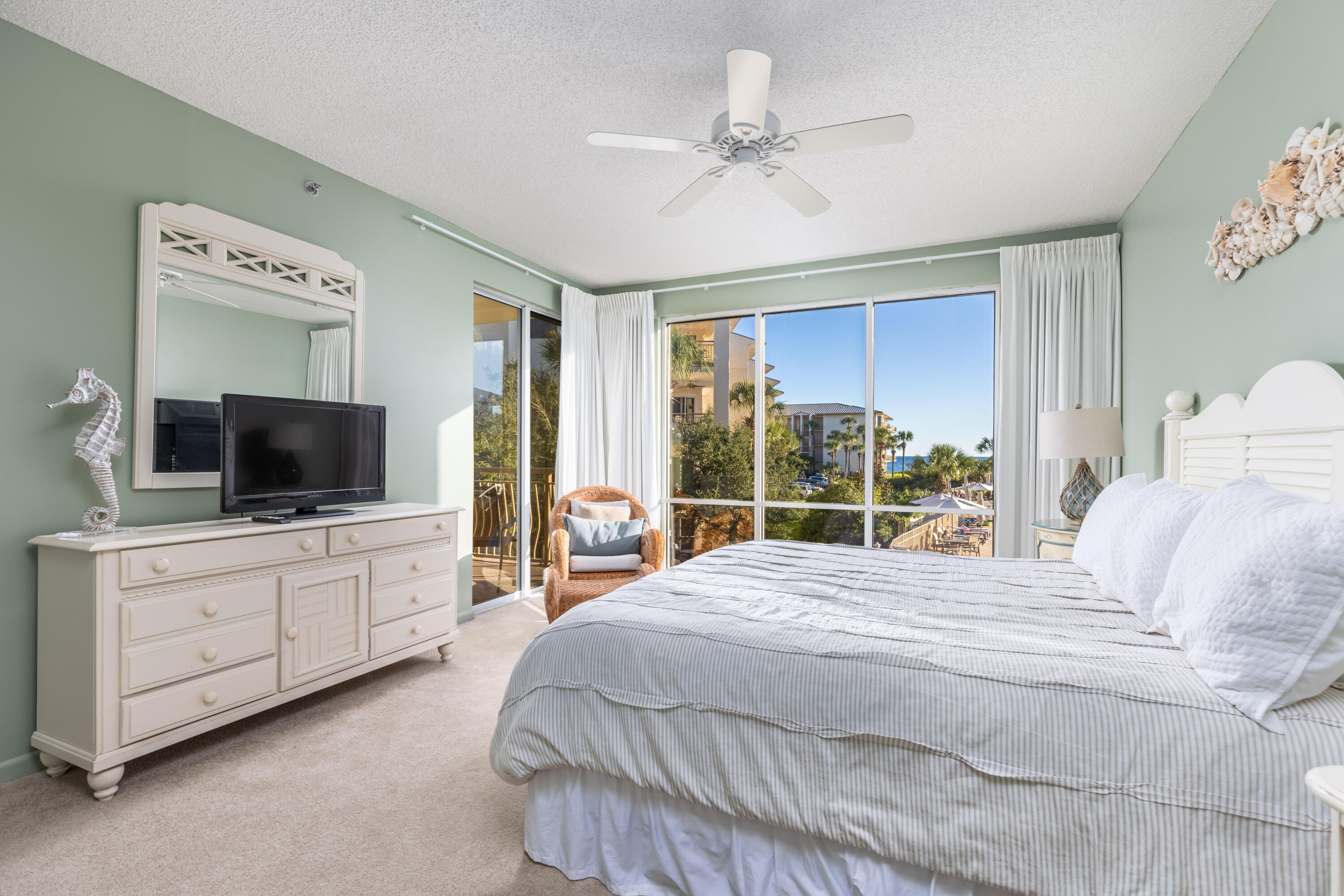 HIGH POINTE RESORT CONDO - Residential