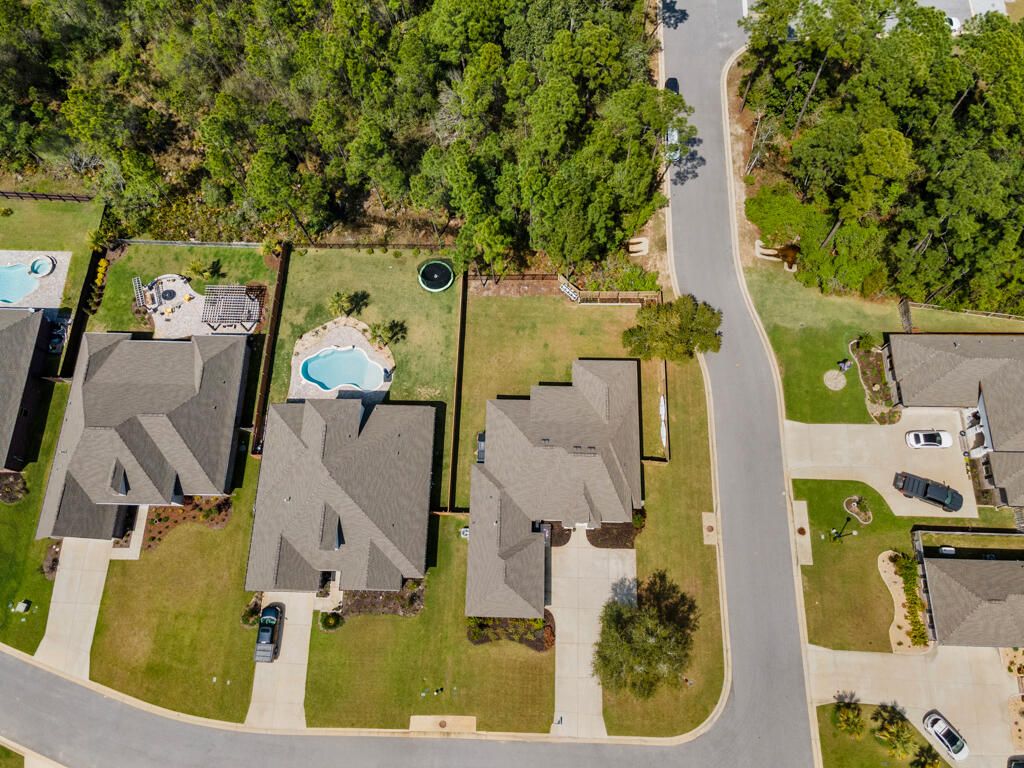 listing image 50
