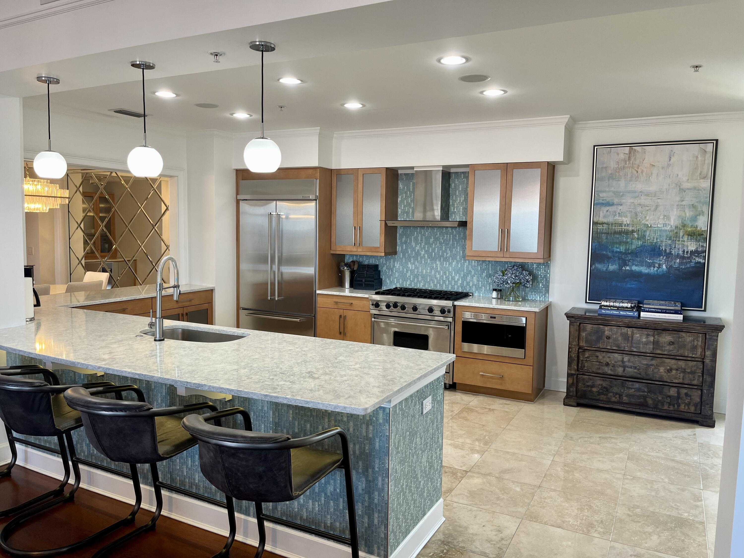 ONE WATER PLACE - Residential
