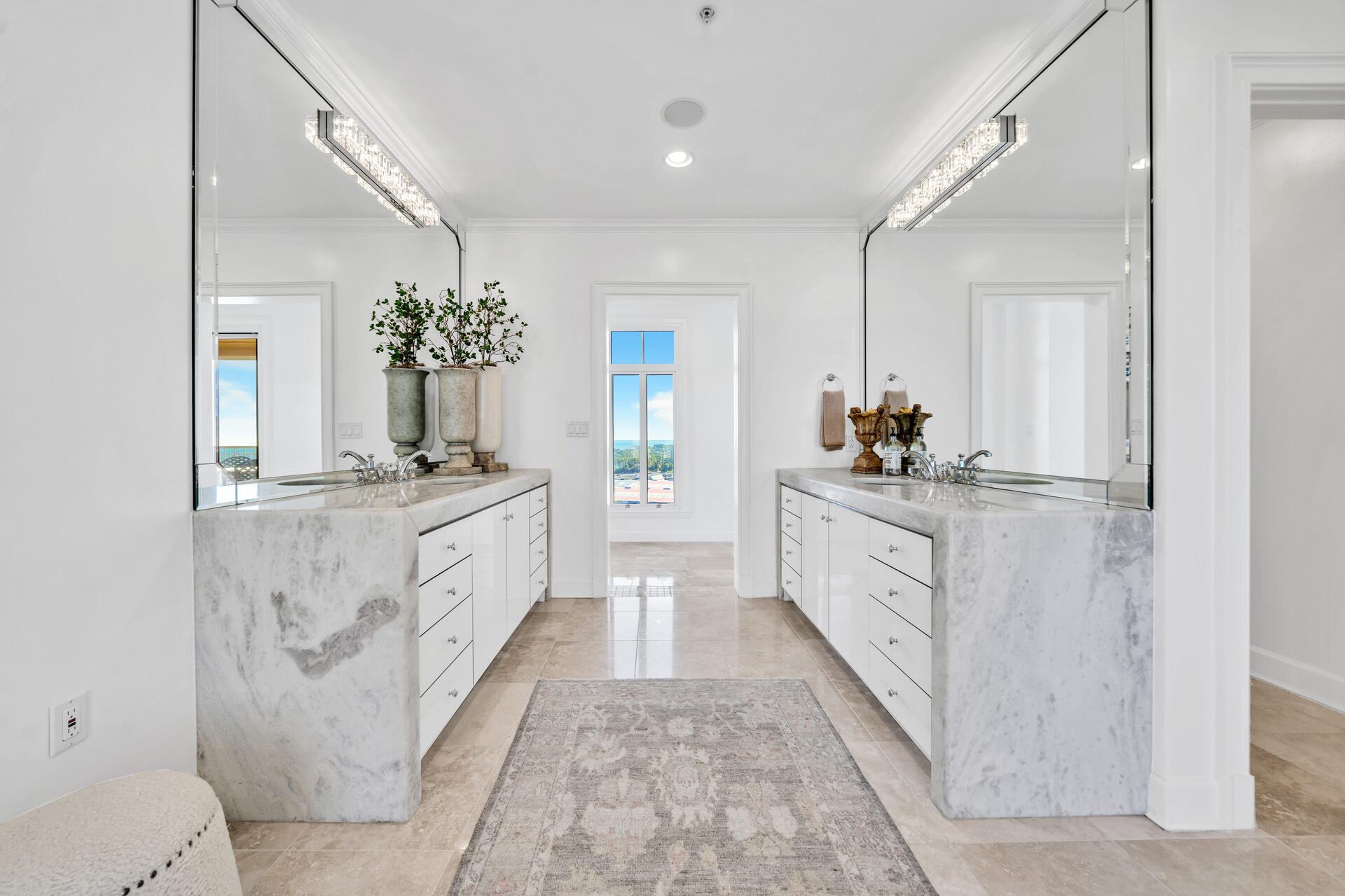 ONE WATER PLACE - Residential