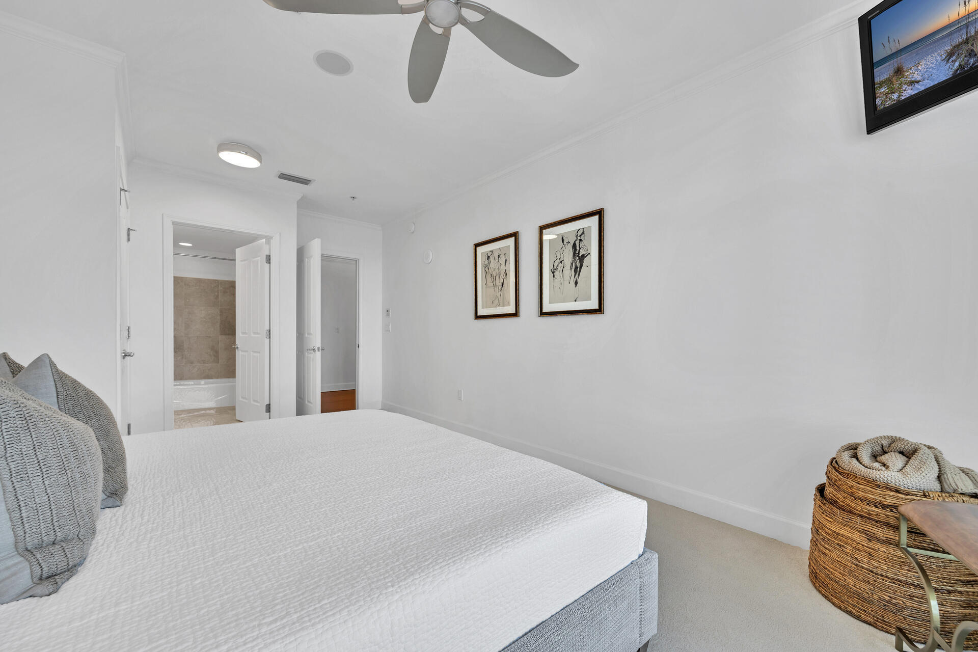 ONE WATER PLACE - Residential