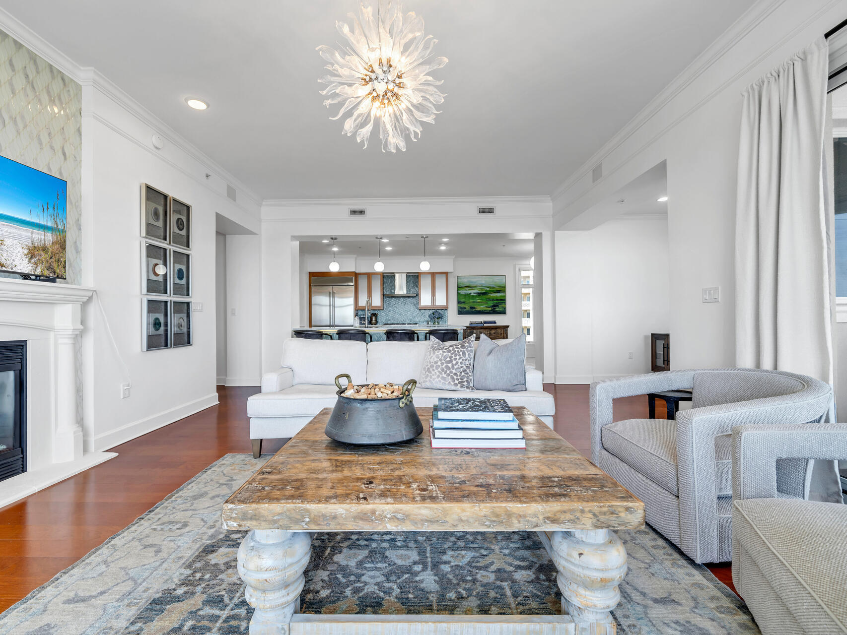 ONE WATER PLACE - Residential