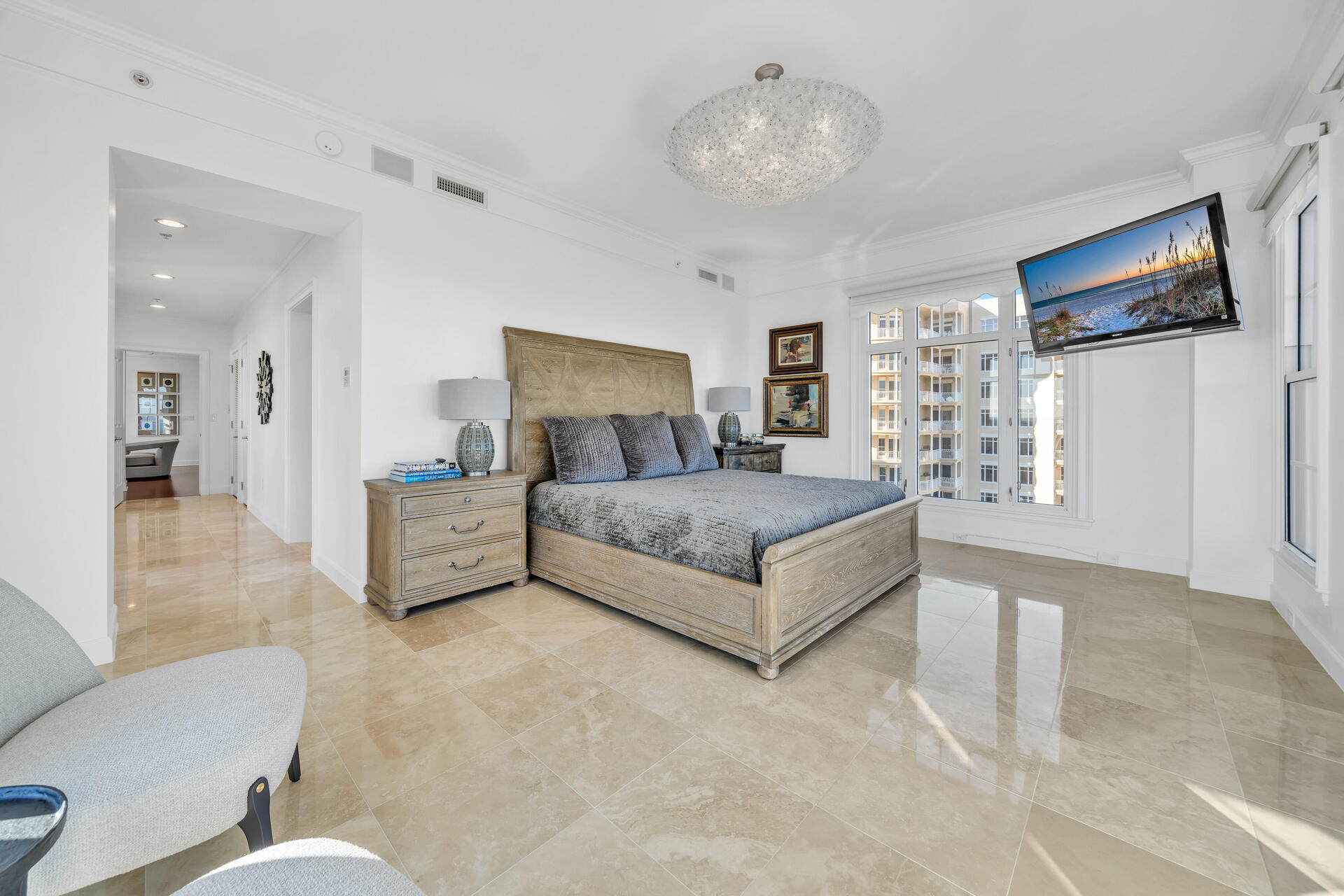 ONE WATER PLACE - Residential