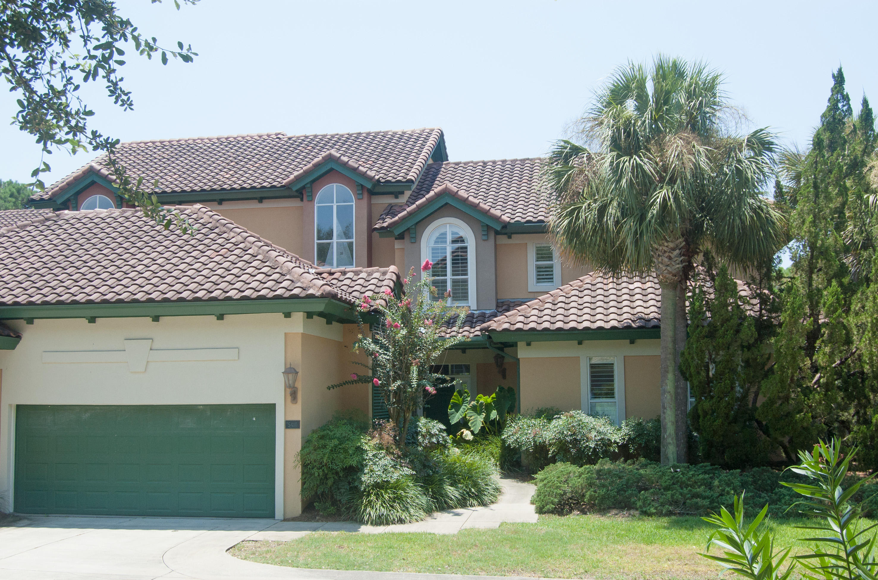 Beautiful 3 bedroom, 3.5 bath townhome in Tivoli Terrace. One of the larger floor plans with a 1st floor master bedroom. Home overlooks the 14th hole on Baytowne and is just a short stroll to the beach. Stylish decorating throughout with an updated kitchen (sub-zero, stainless appliances, breakfast bar and white cabinetry). Travertine flooring throughout the living area and dining area and plantation shutters. Hardwood floors in the master give a feeling of sophistication with a walk-in ''California'' closet. Master bath has a double vanity and large walk-in shower...all updated! Hardwood floors grace the stairway to two bedrooms and alcove upstairs, each with full bath and also built-in ''California'' closets. There is an attached 2-car garage with ample storage space. Close to p