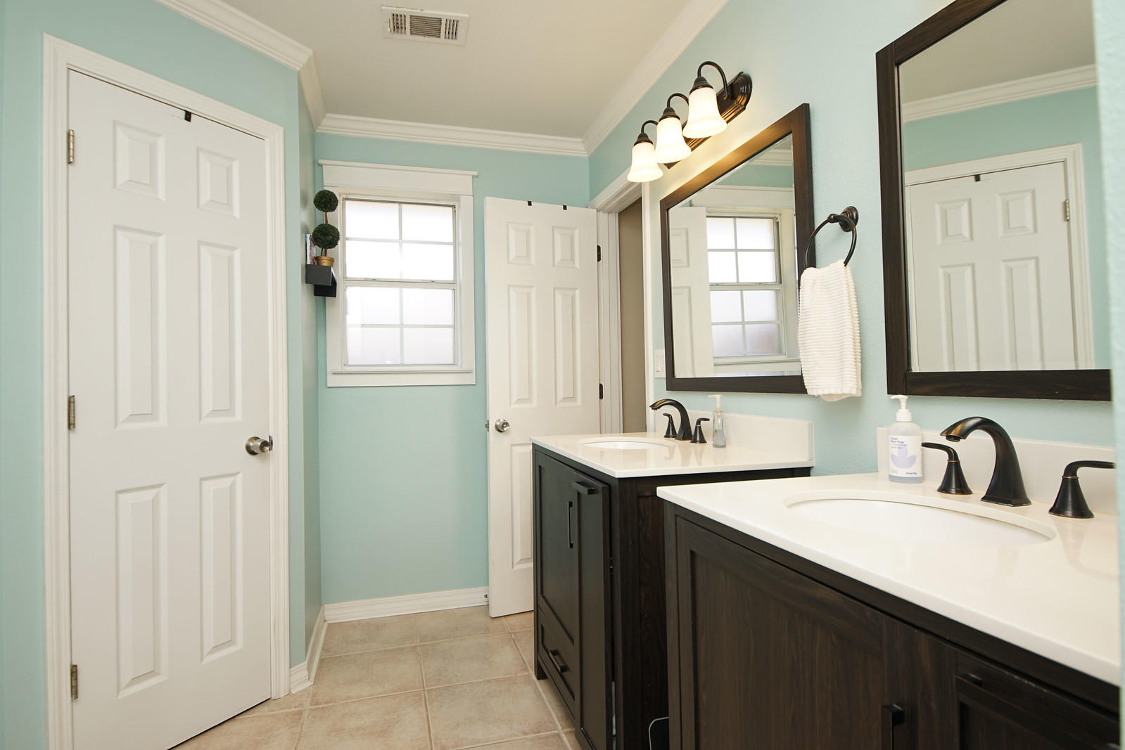 RAINTREE ESTATES - Residential