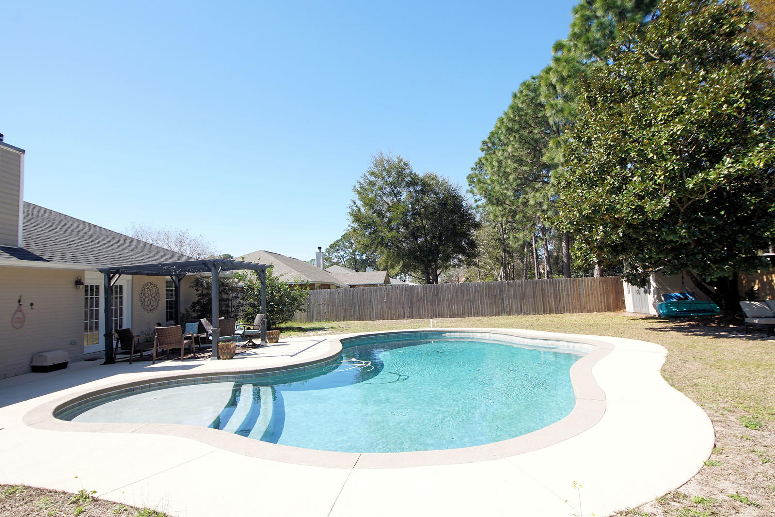 RAINTREE ESTATES - Residential