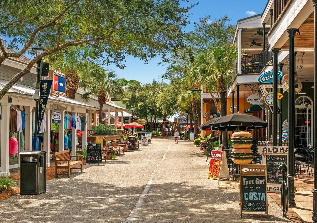 PILOT HOUSE - Residential