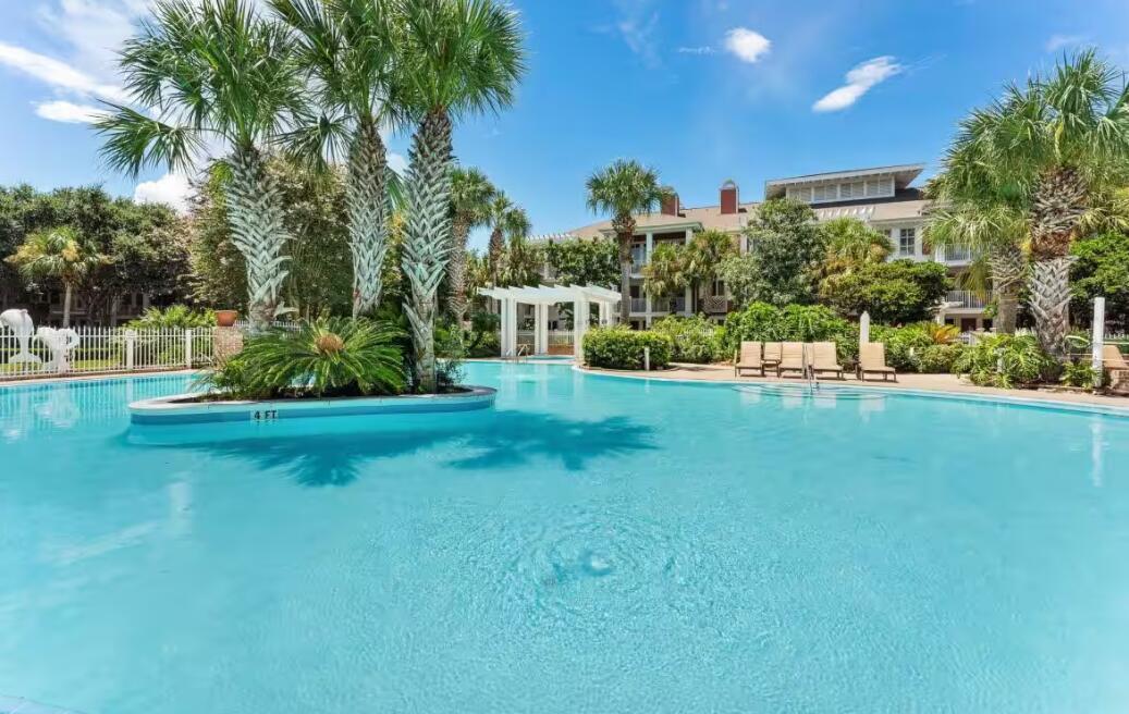 PILOT HOUSE - Residential