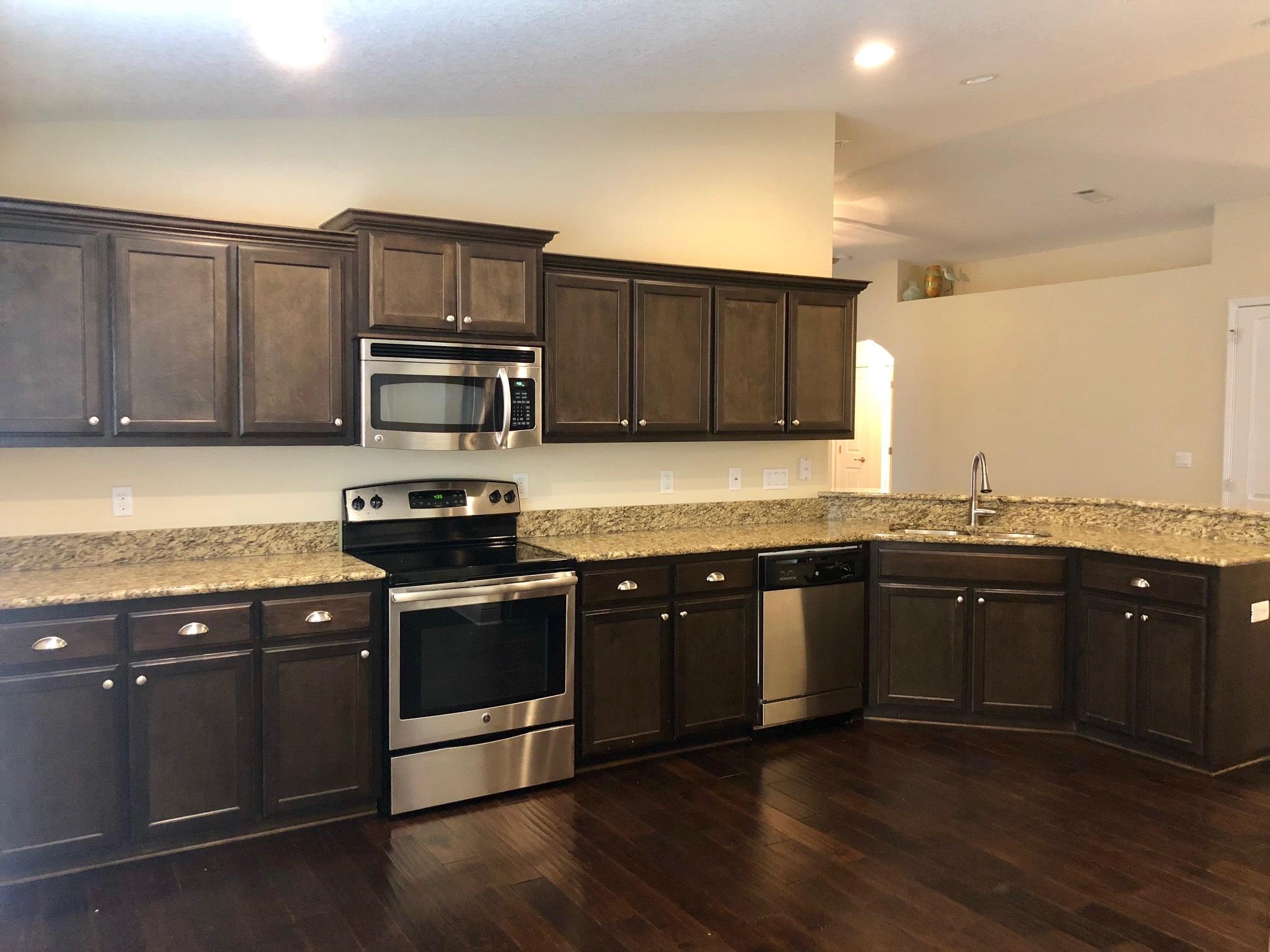 EAGLE BAY - Residential