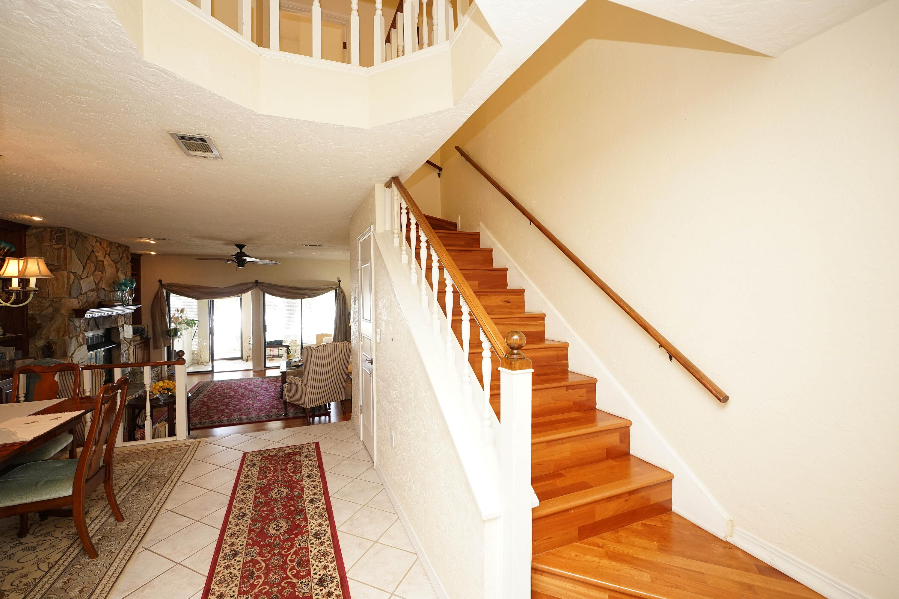 WATER OAKS 2 T/H - Residential