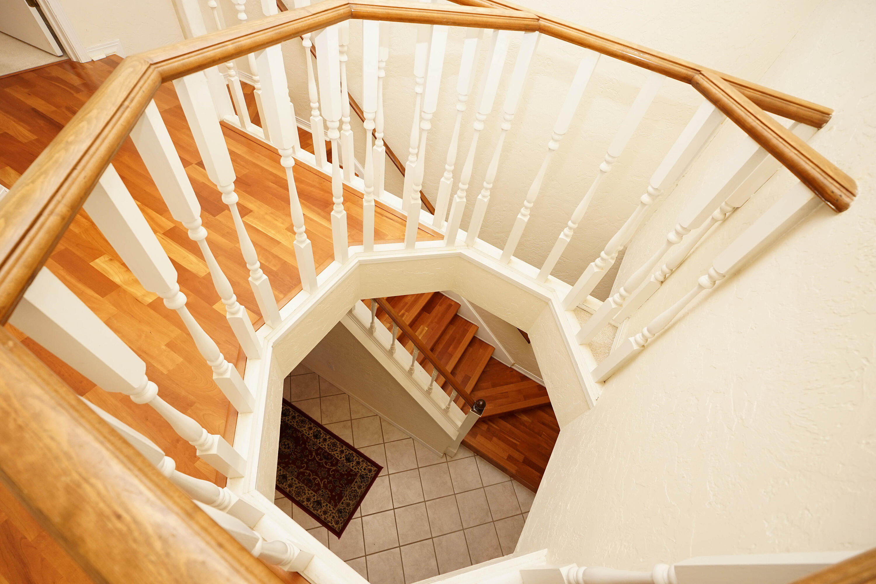 WATER OAKS 2 T/H - Residential