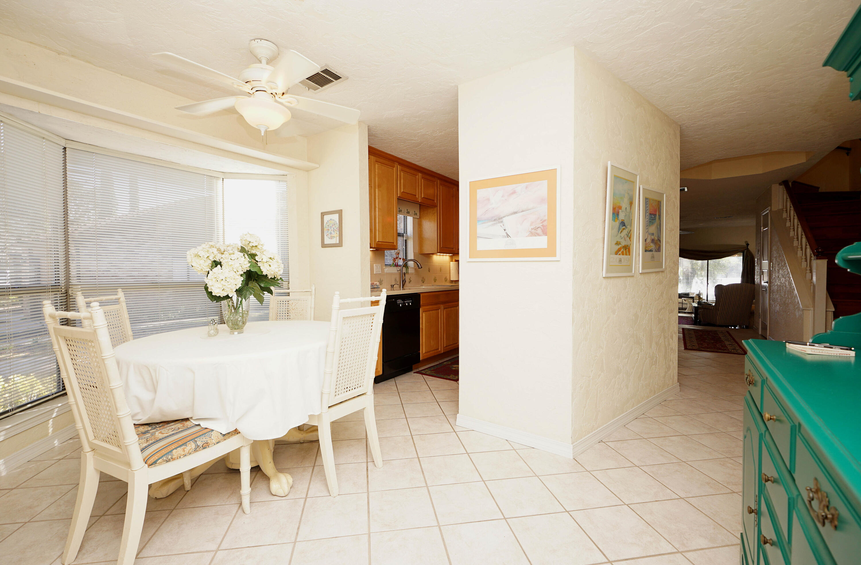 WATER OAKS 2 T/H - Residential