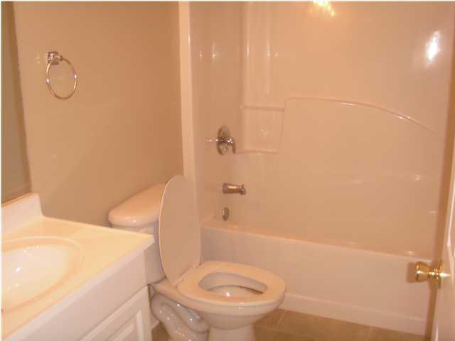 HAPPY HOLLOW - Residential Lease