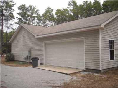 HAPPY HOLLOW - Residential Lease