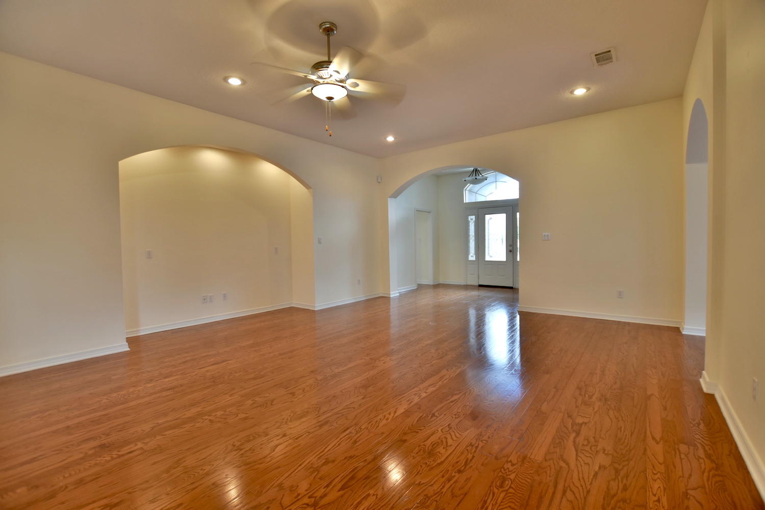 BRIDGEPORT COLONY - Residential