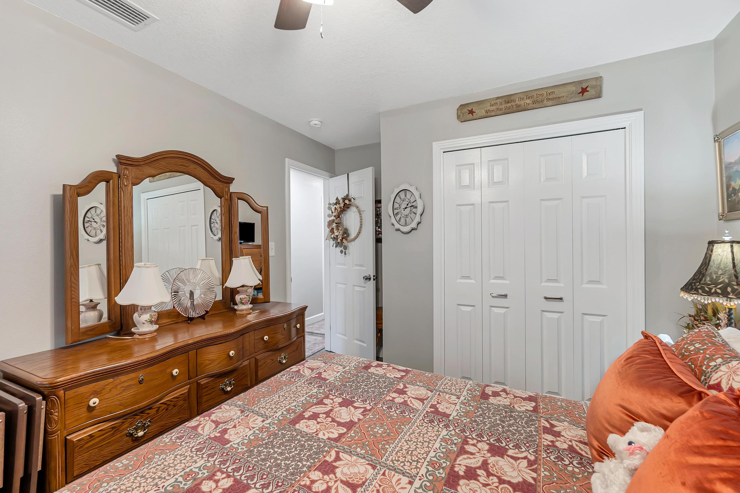 OAKLAND HEIGHTS - Residential