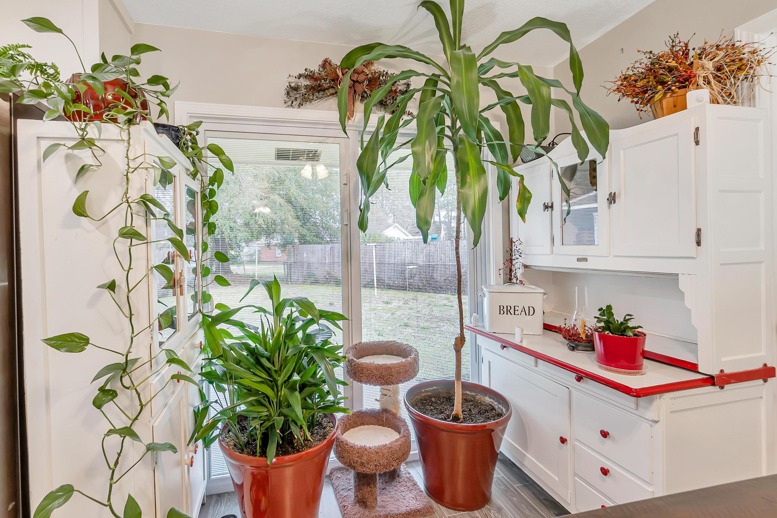 OAKLAND HEIGHTS - Residential