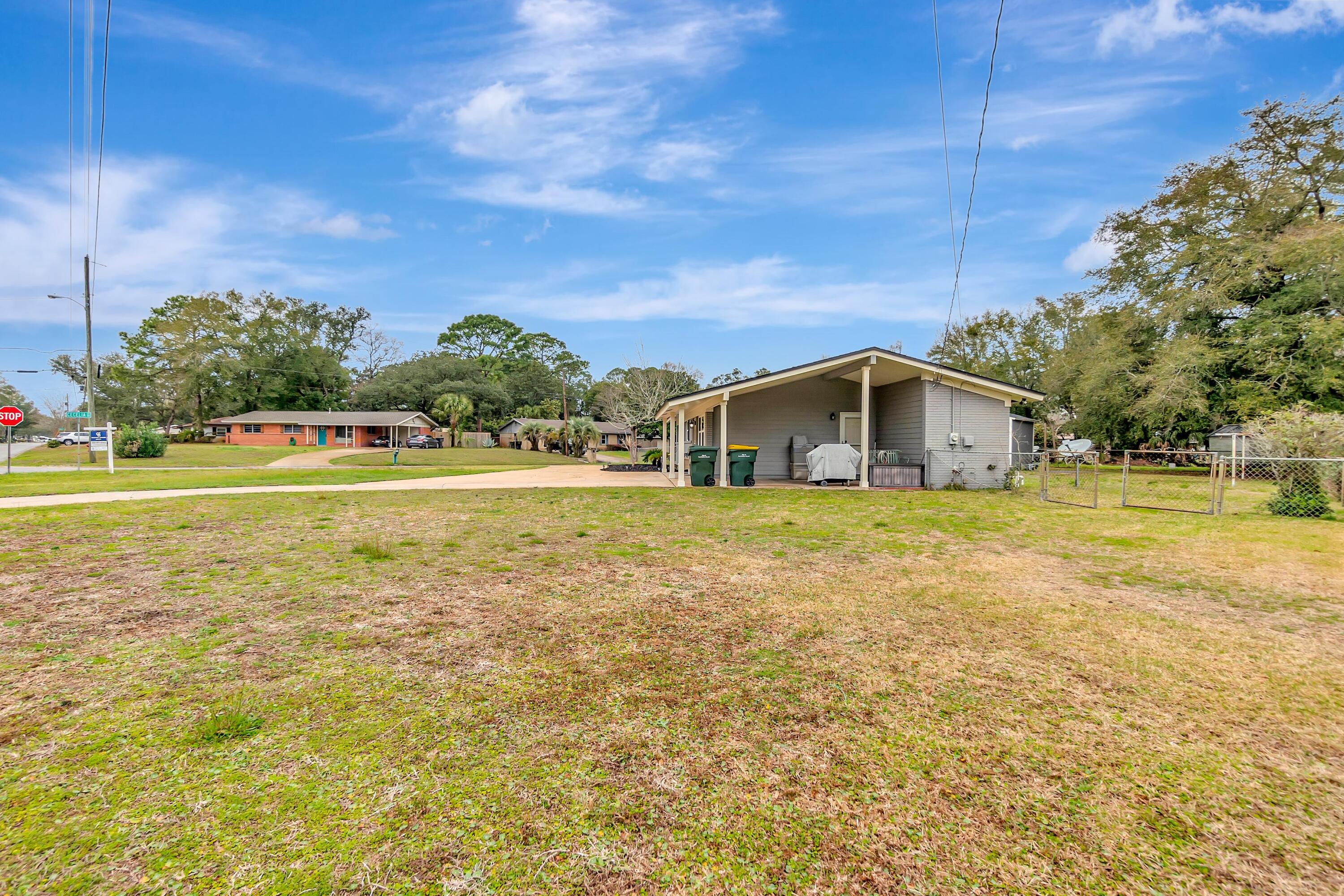 OAKLAND HEIGHTS - Residential