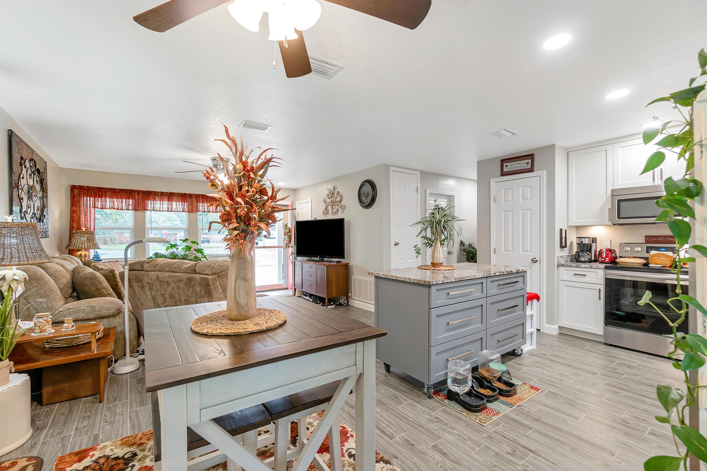 OAKLAND HEIGHTS - Residential