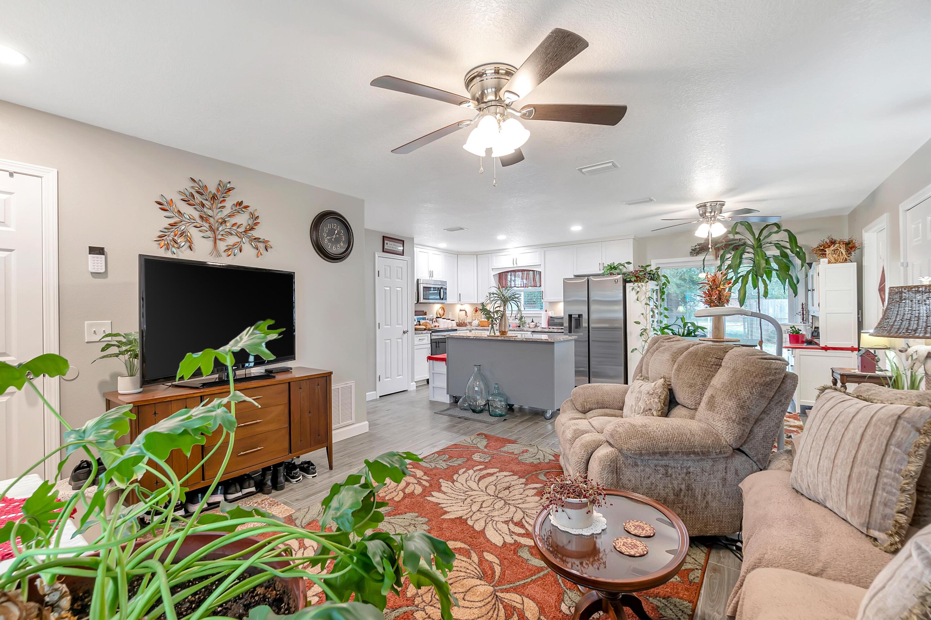 OAKLAND HEIGHTS - Residential