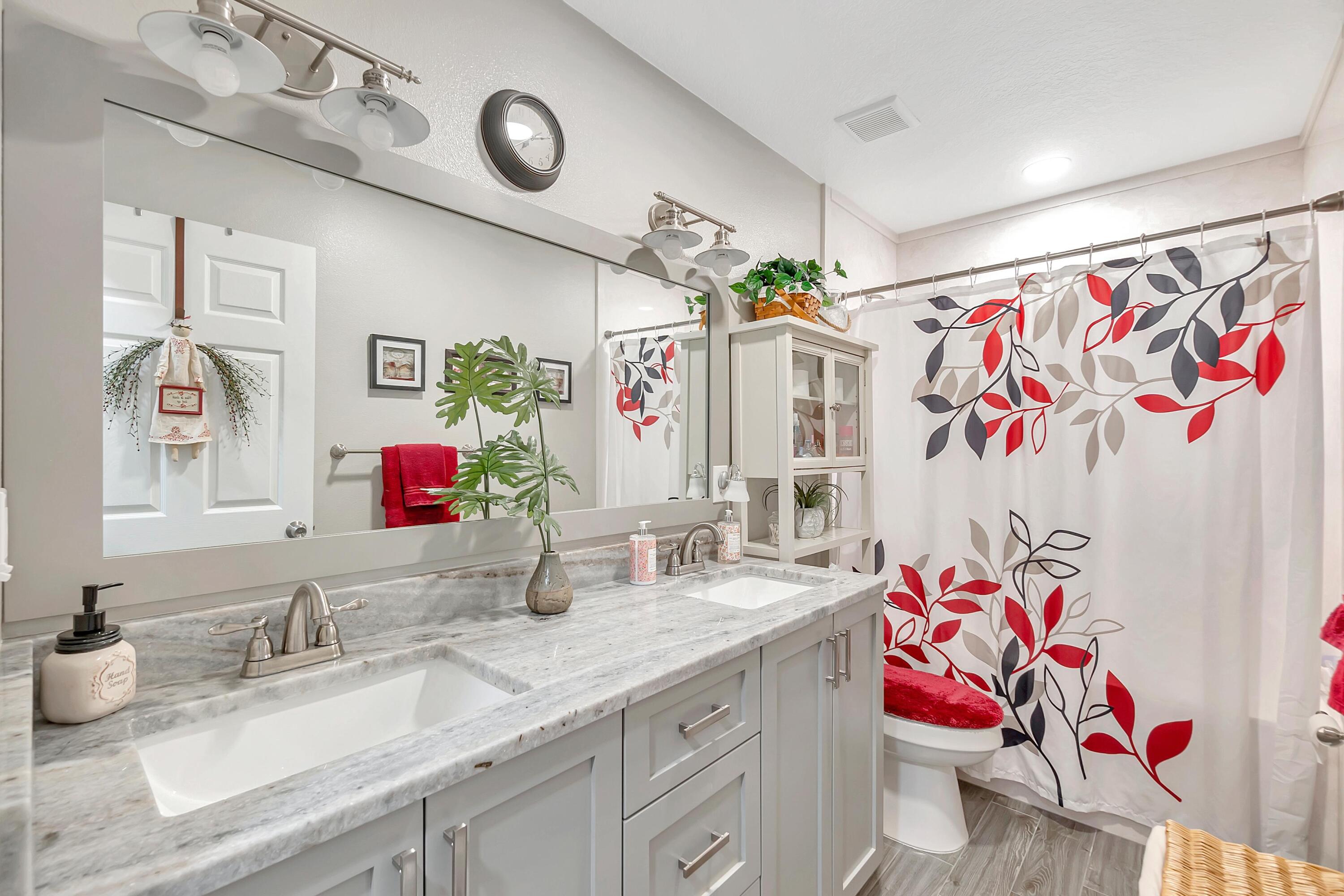 OAKLAND HEIGHTS - Residential