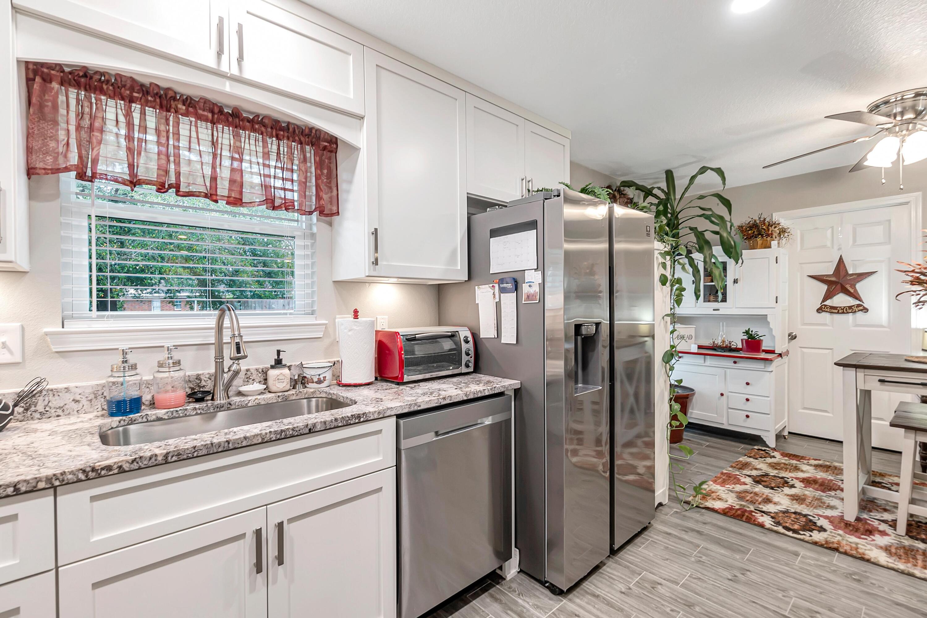 OAKLAND HEIGHTS - Residential