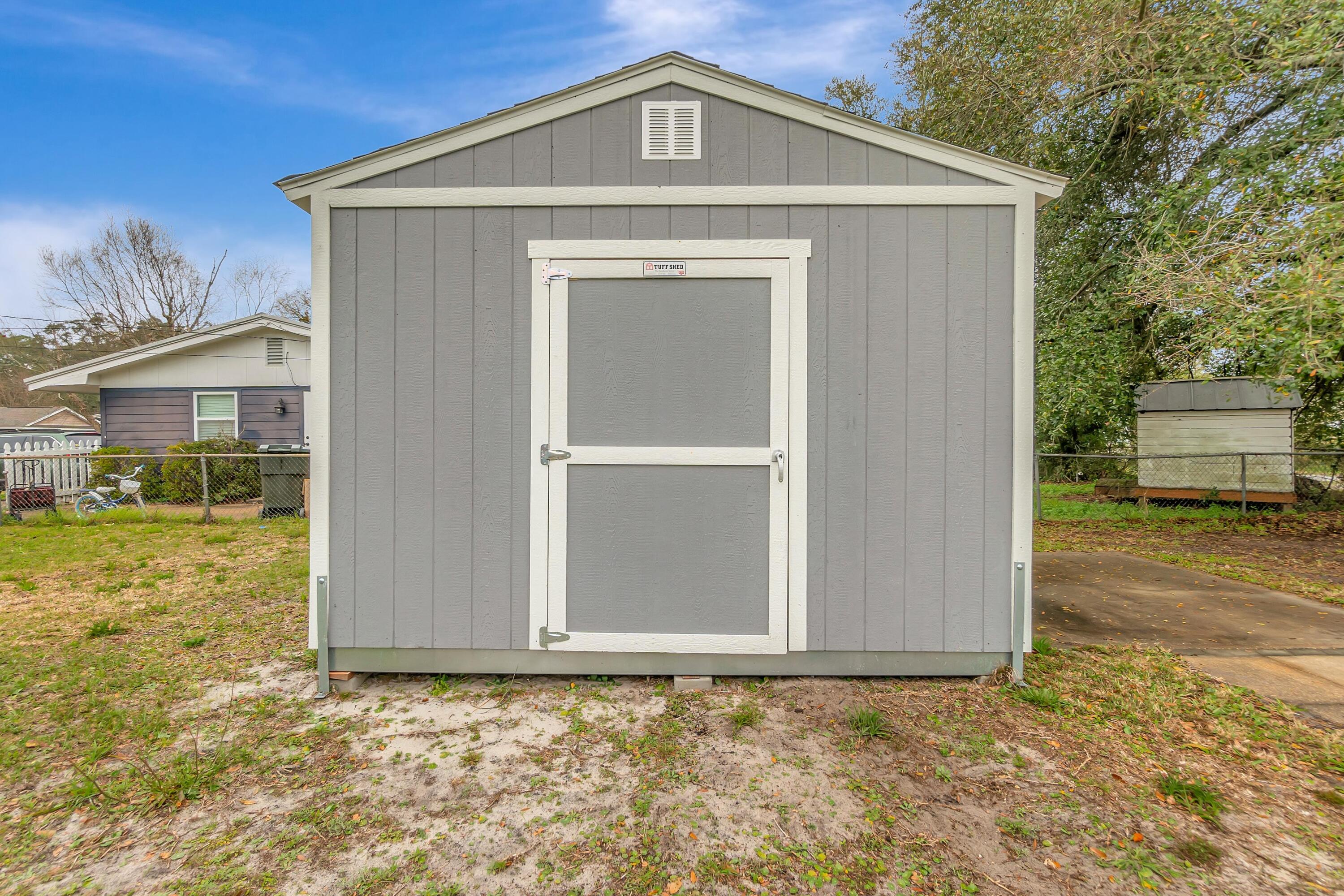 OAKLAND HEIGHTS - Residential