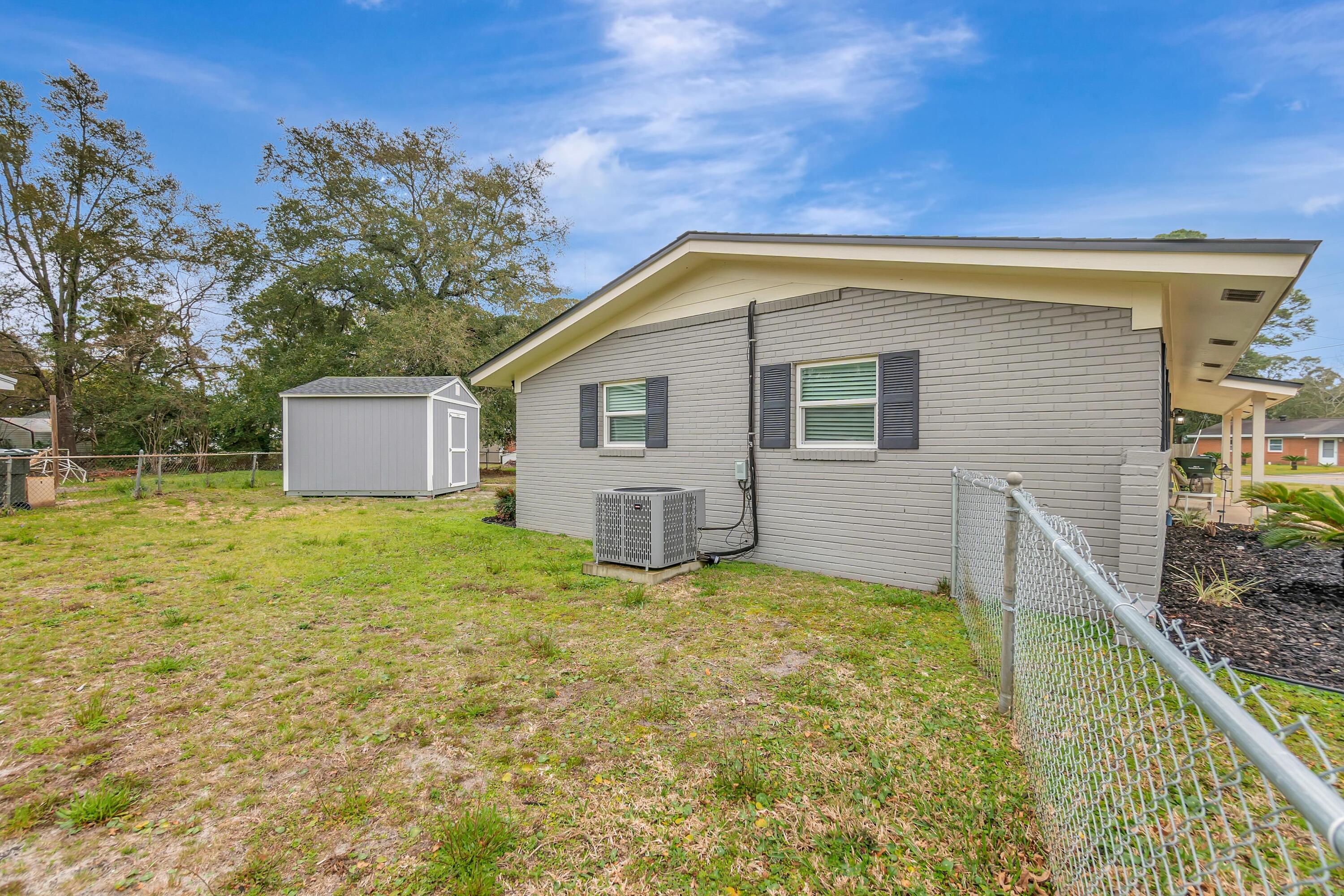 OAKLAND HEIGHTS - Residential