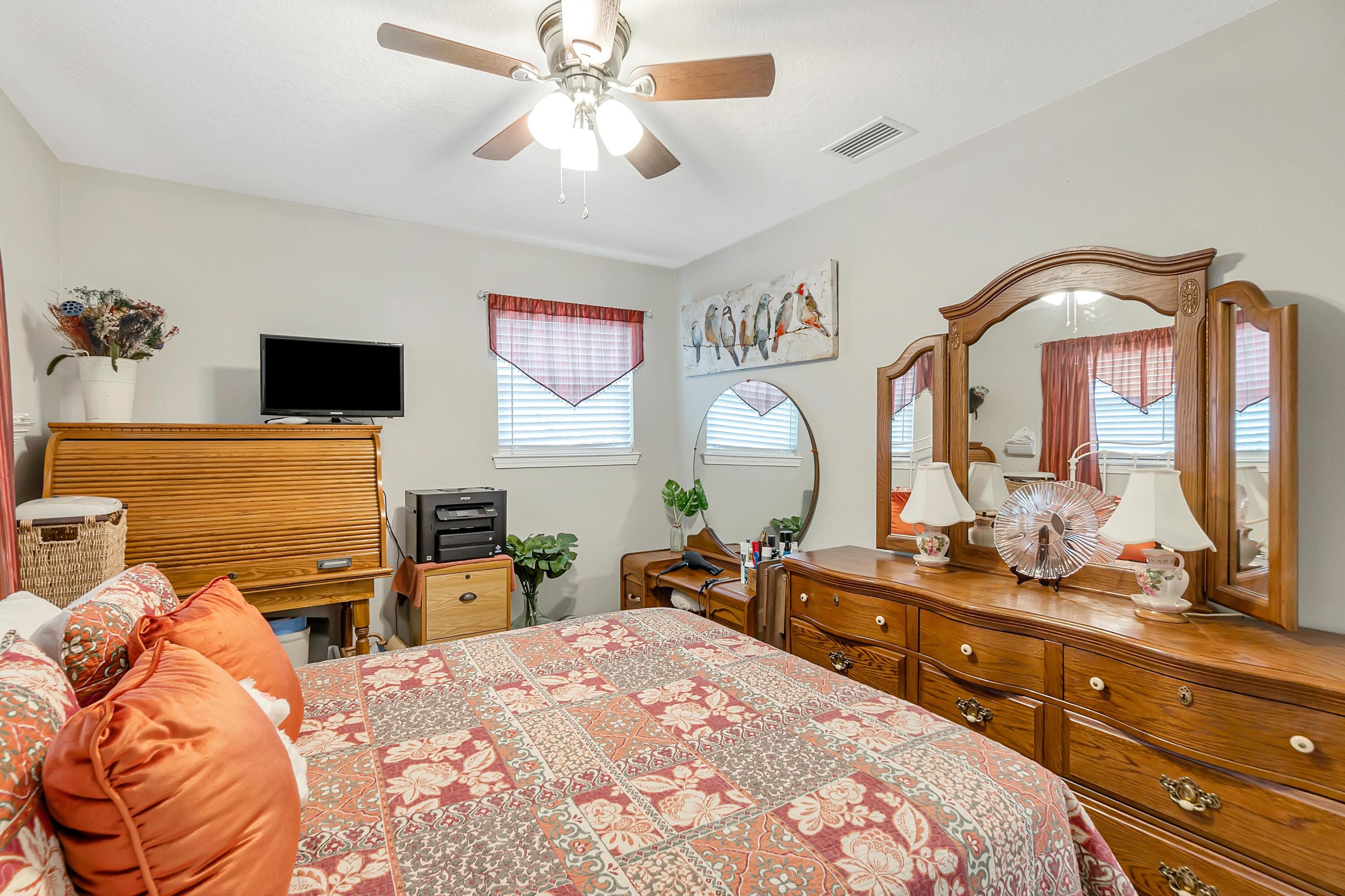 OAKLAND HEIGHTS - Residential