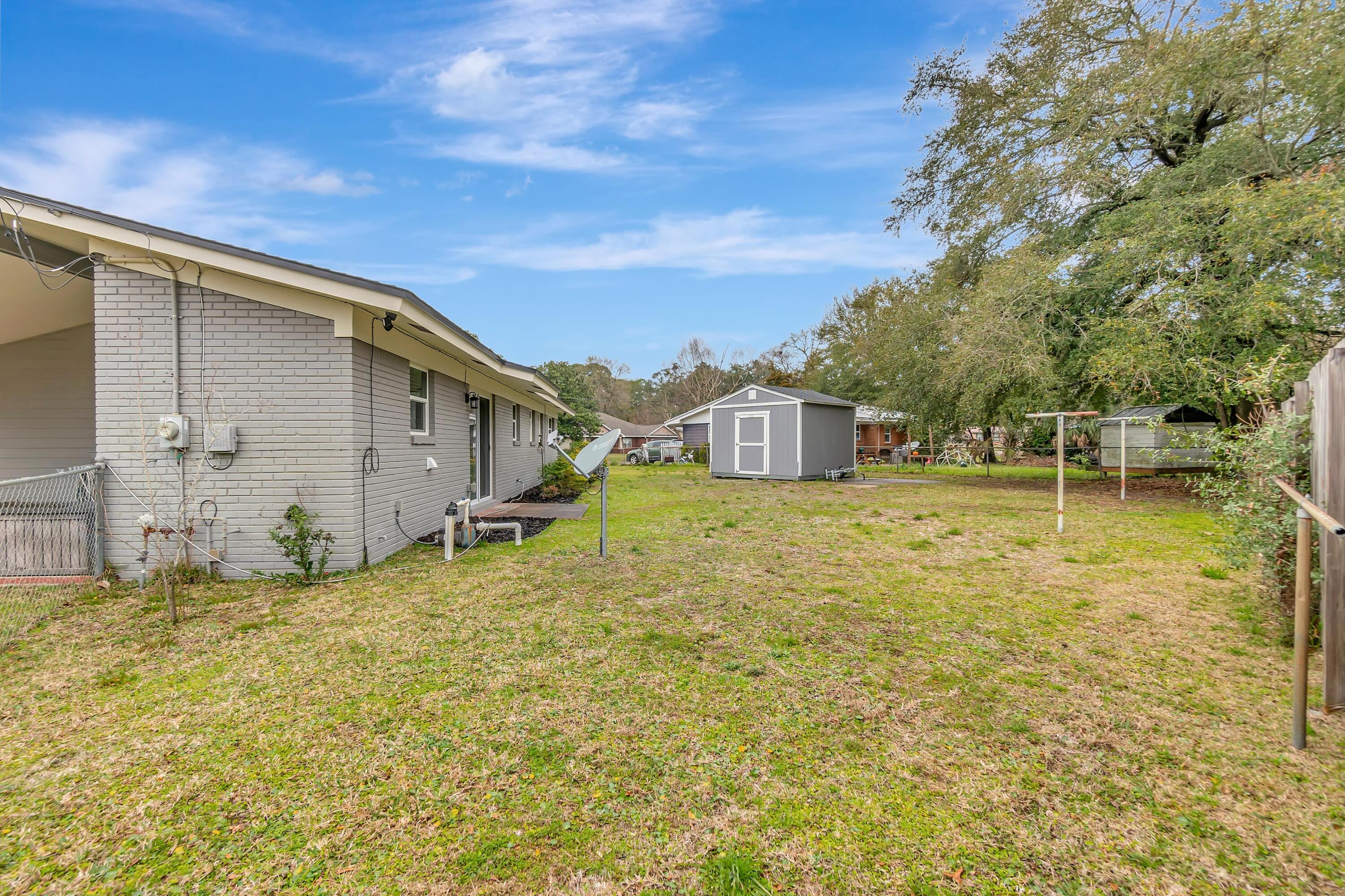 OAKLAND HEIGHTS - Residential