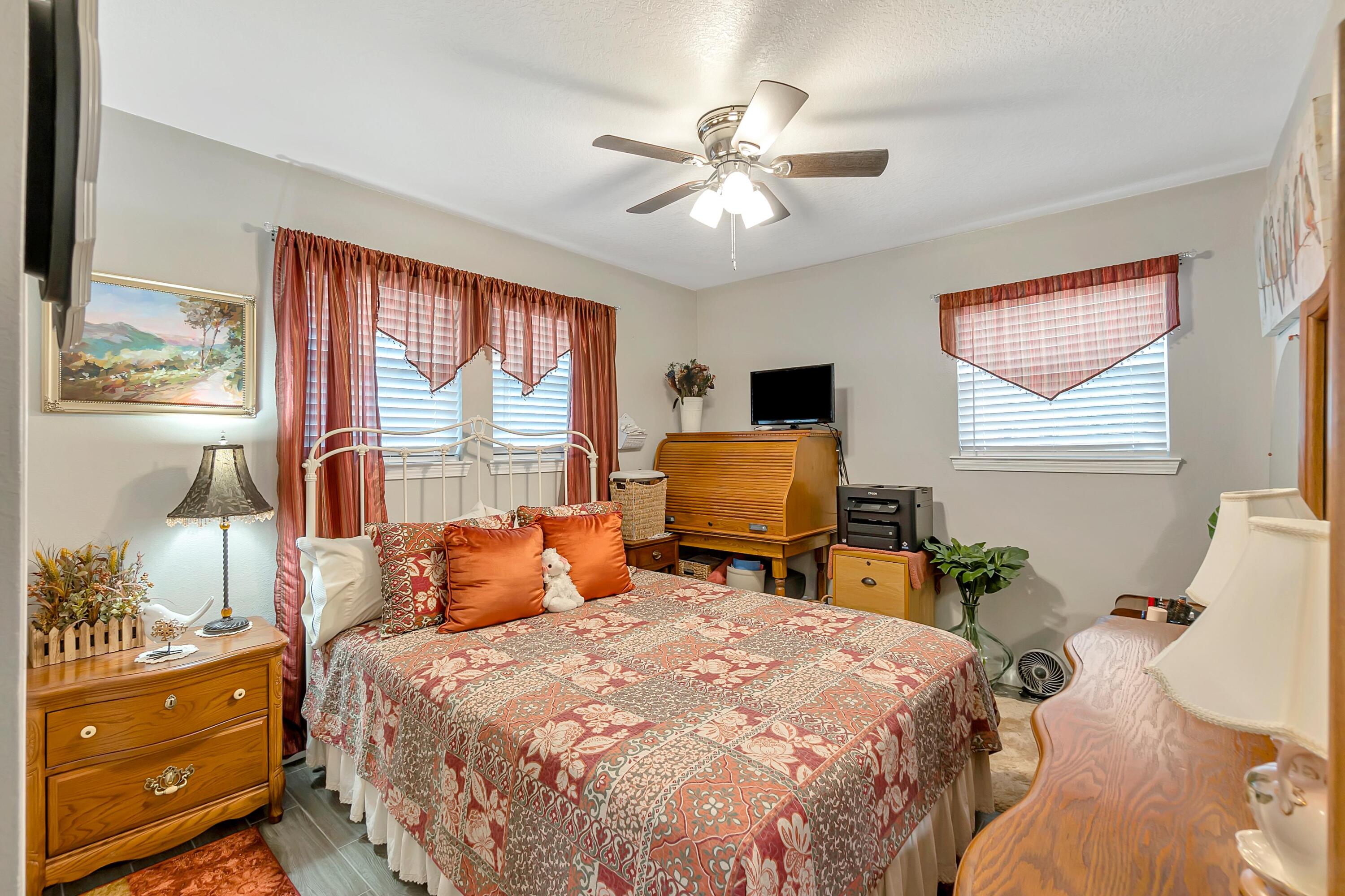 OAKLAND HEIGHTS - Residential