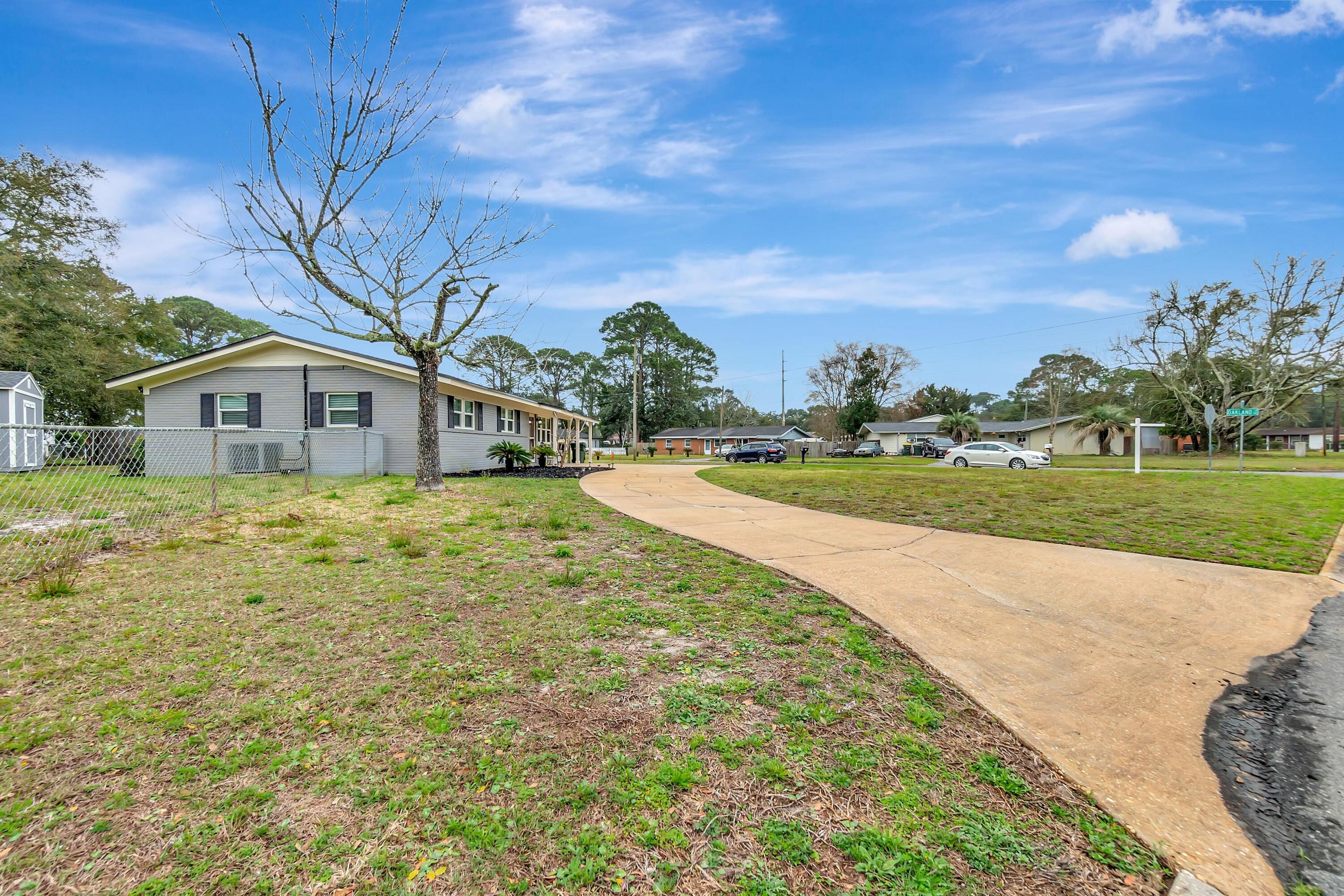 OAKLAND HEIGHTS - Residential