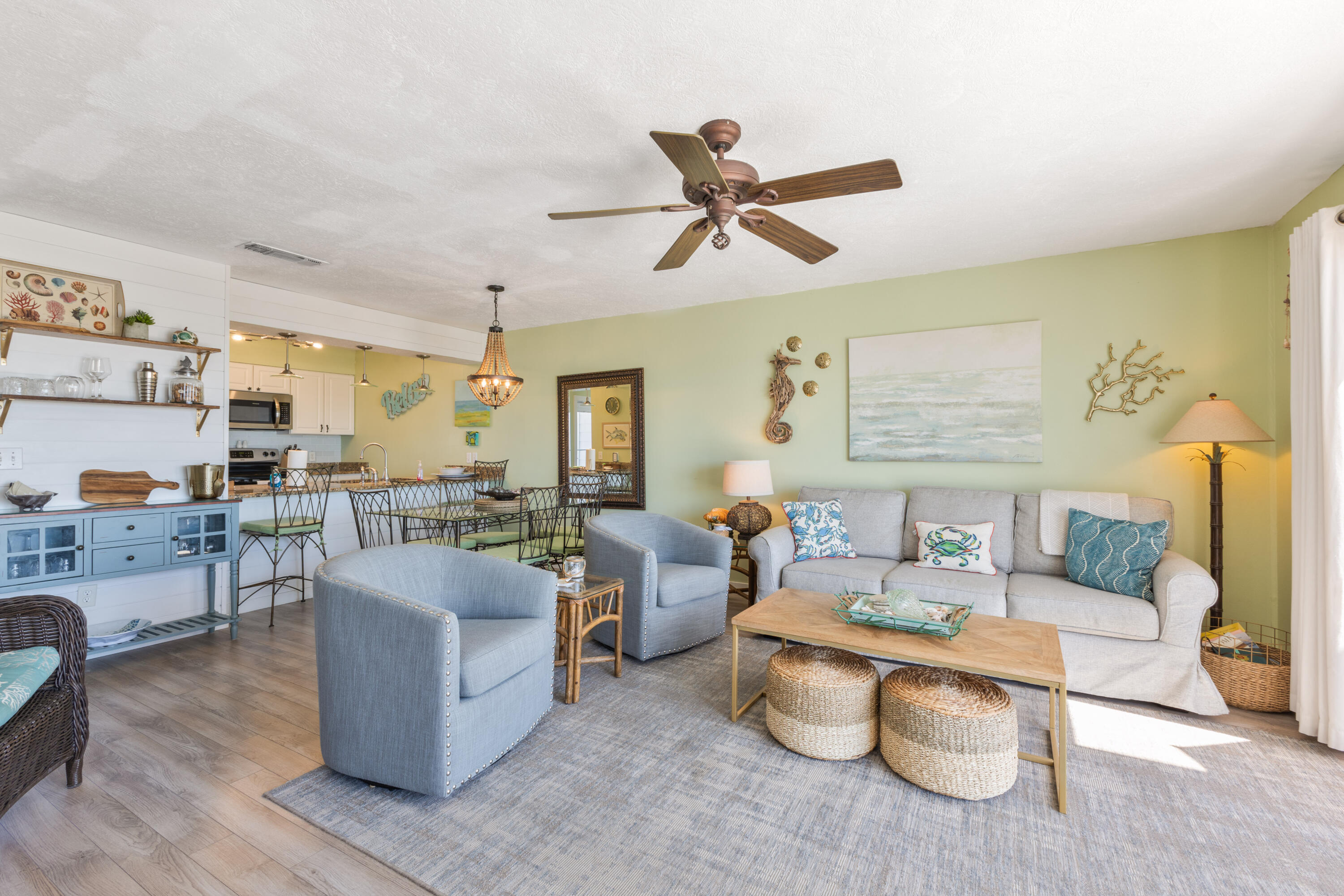BEACHFRONT T/H - Residential