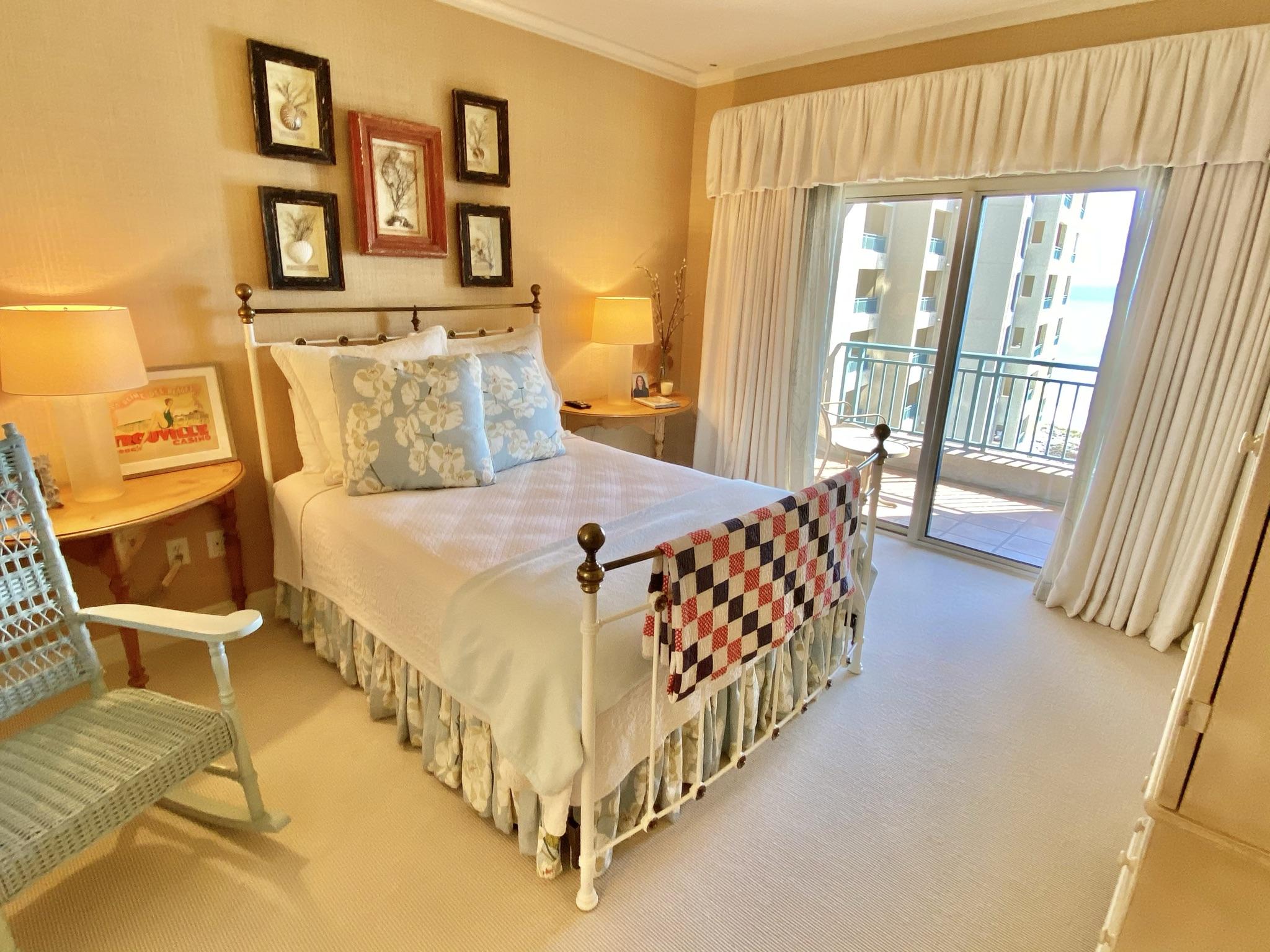SOUTHWINDS III - Residential