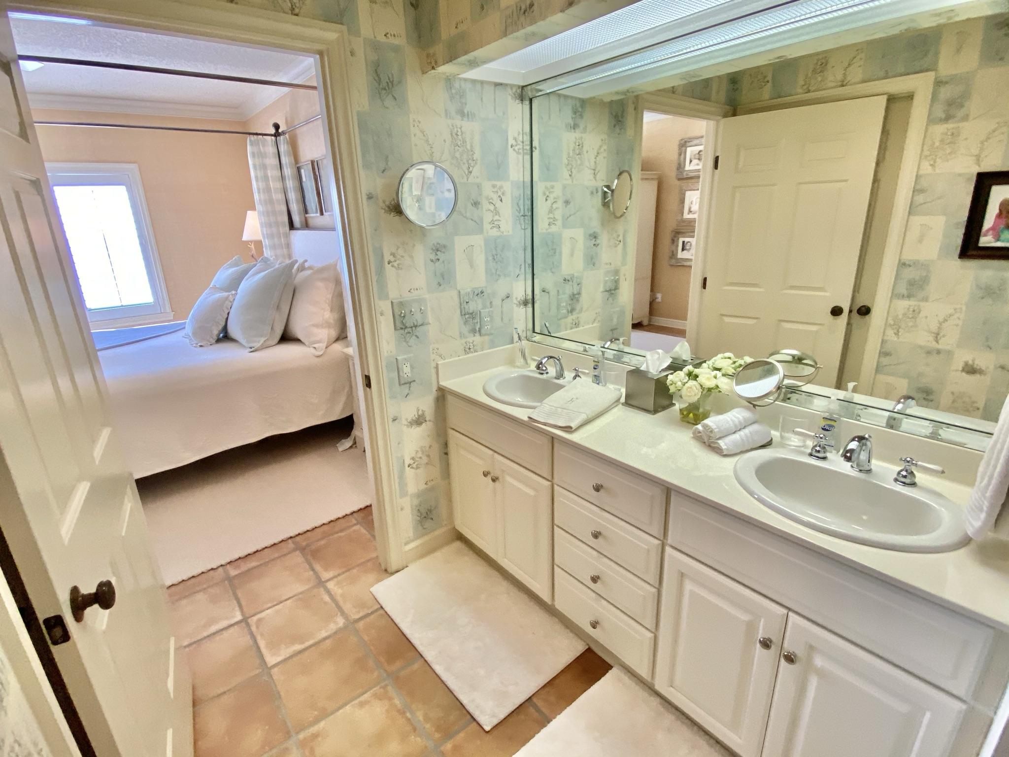 SOUTHWINDS III - Residential