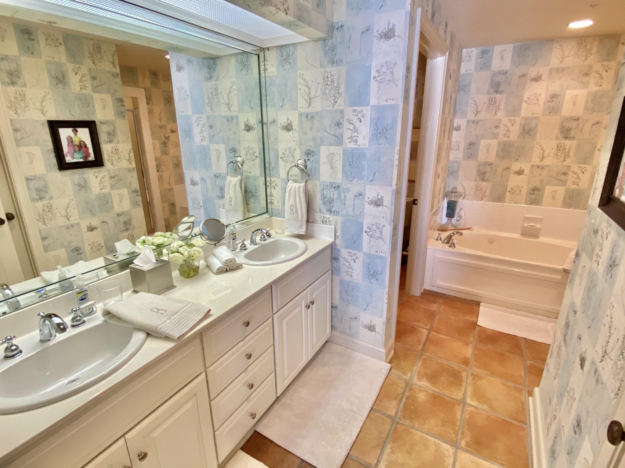 SOUTHWINDS III - Residential