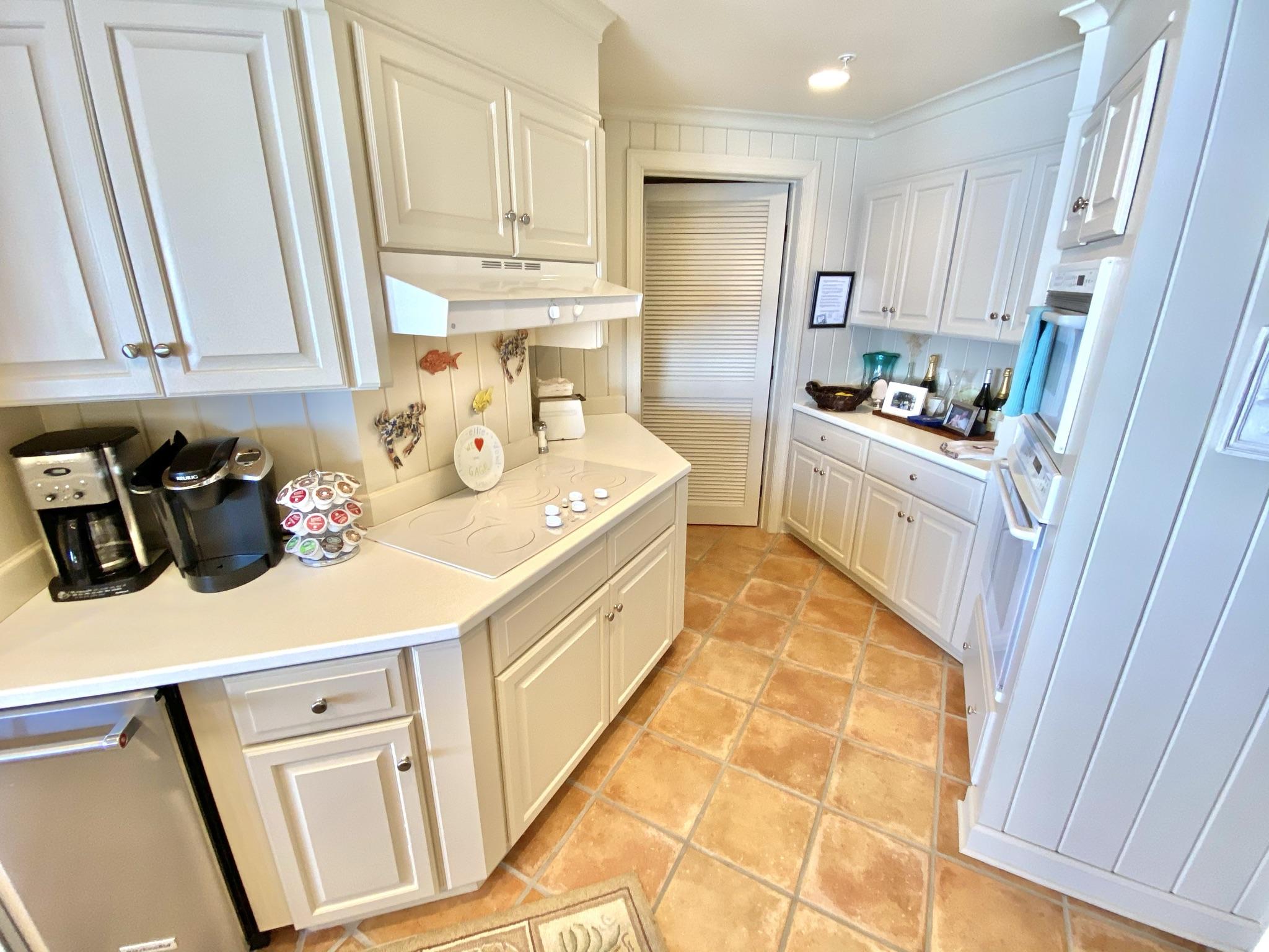 SOUTHWINDS III - Residential