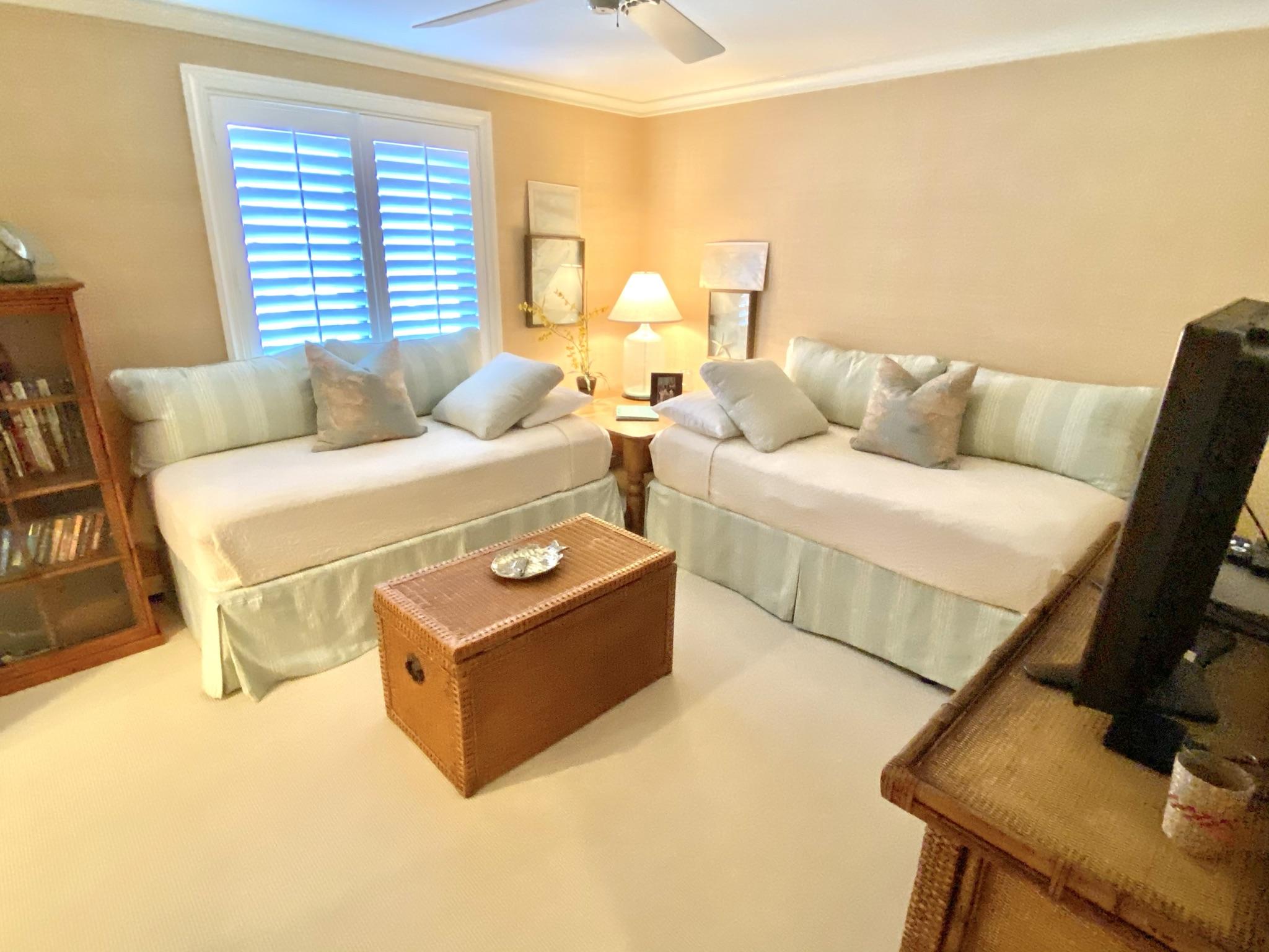 SOUTHWINDS III - Residential