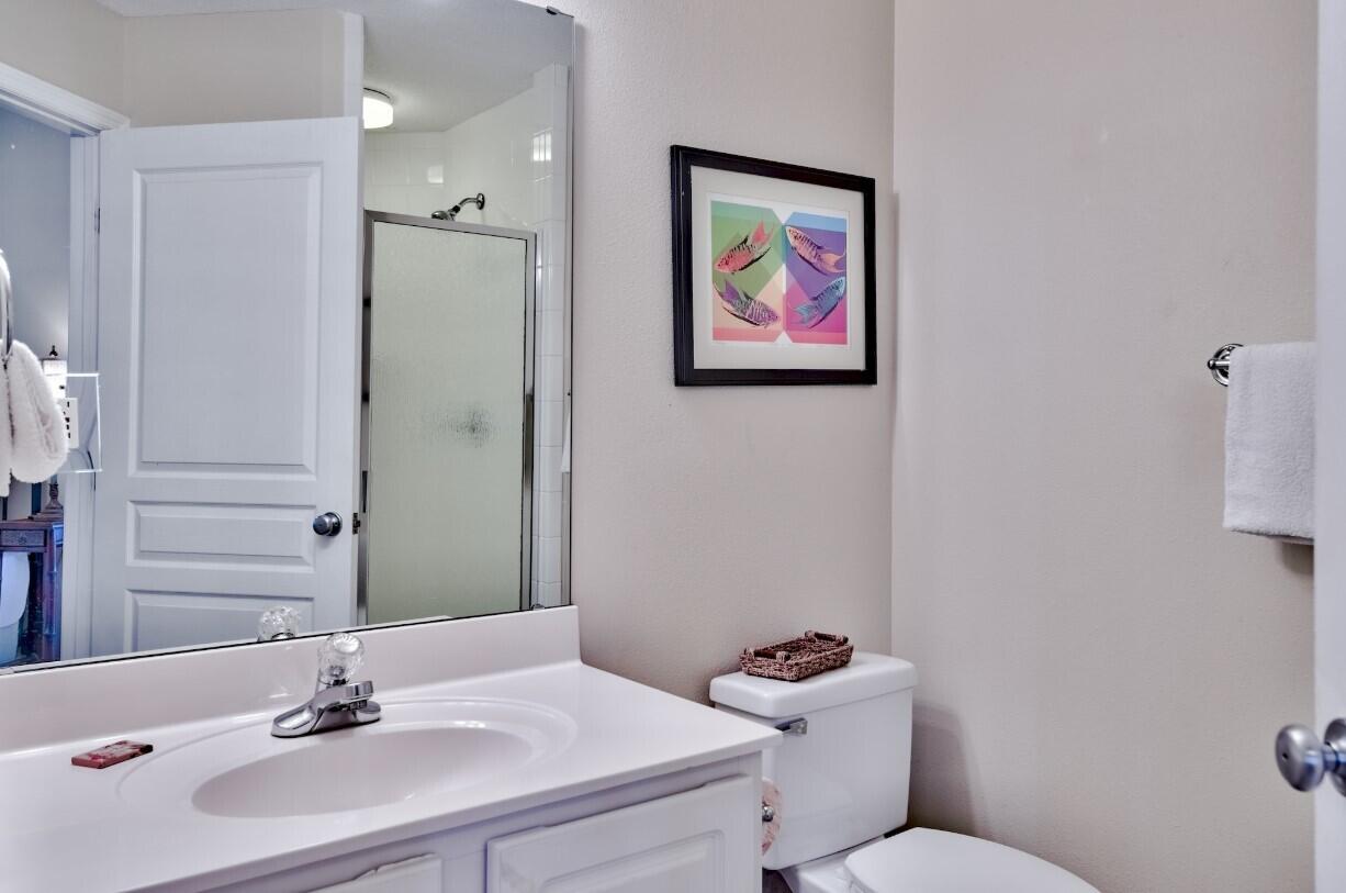CRYSTAL VIEW CONDO - Residential
